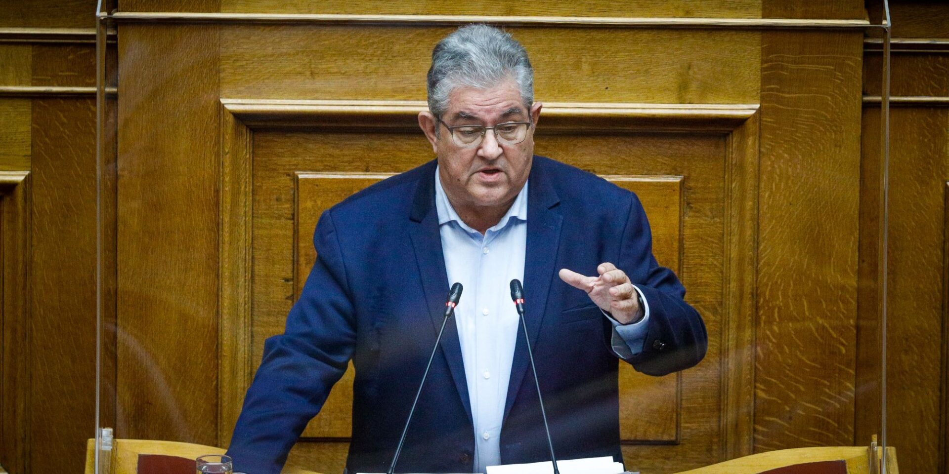 Ο Δημήτρης Κουτσούμπας στην Ολομέλεια της Βουλής