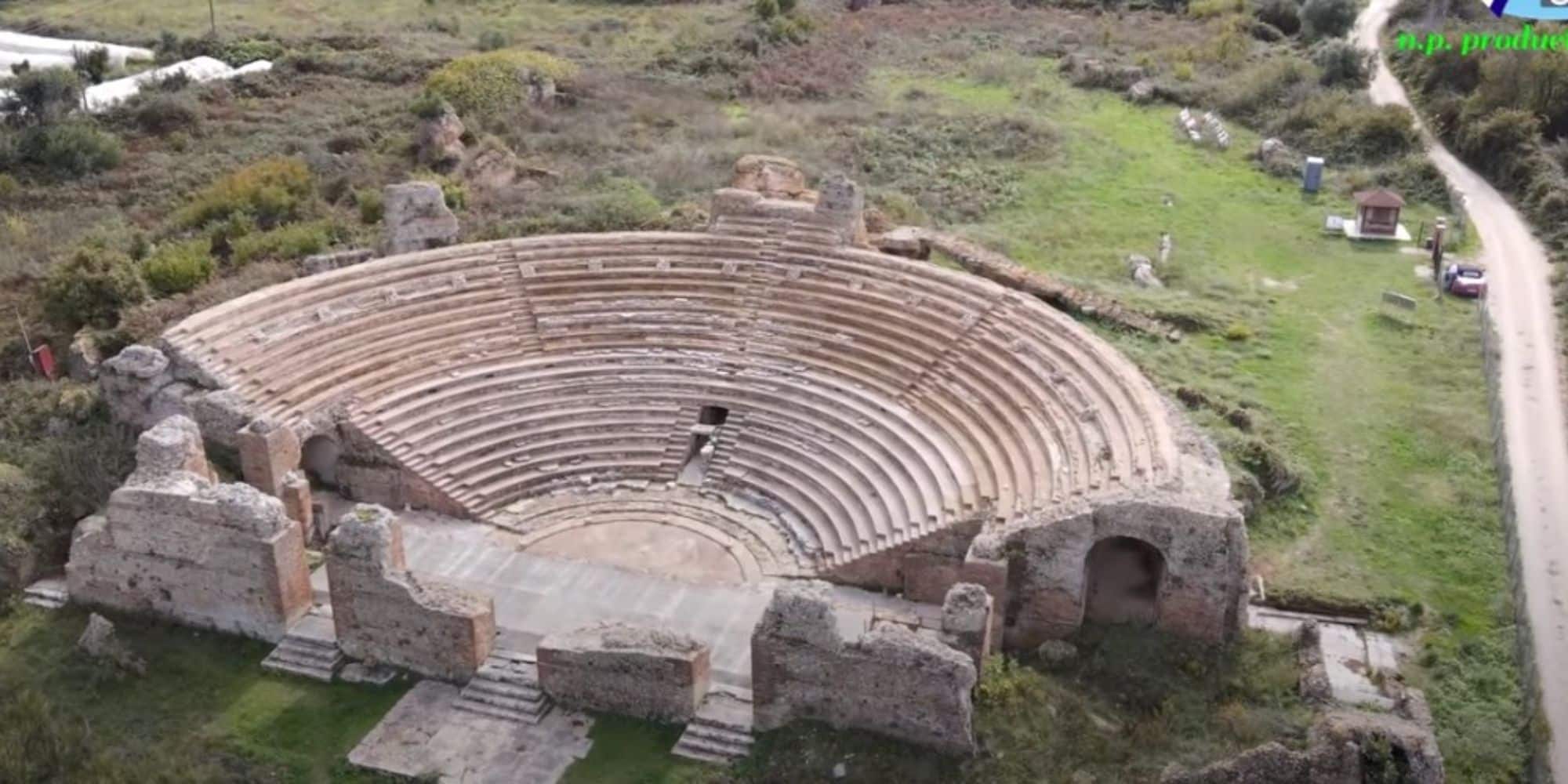 Θέατρο στην αρχαία πόλη, Νικόπολη