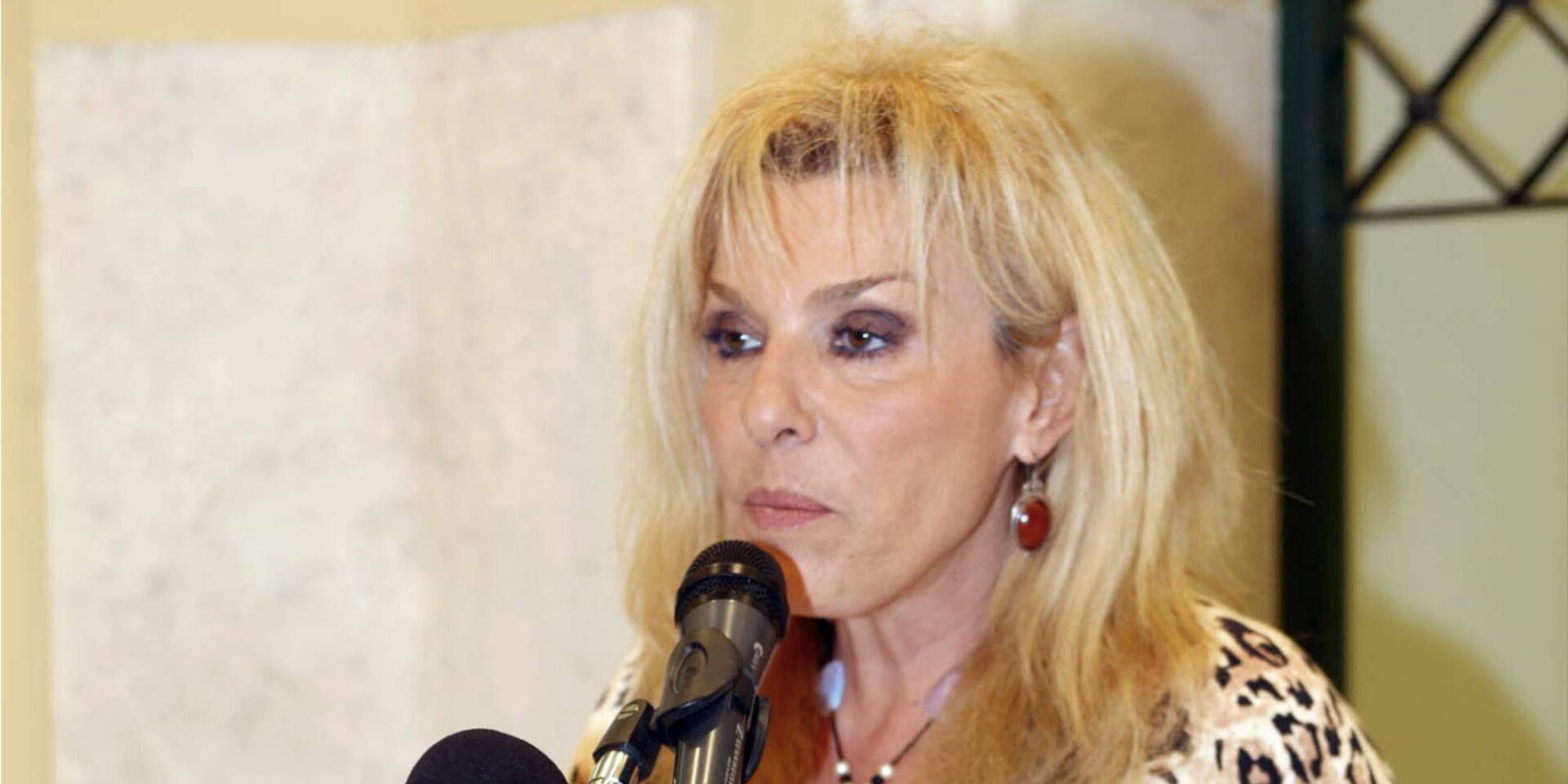 Η δημοσιογράφος και επί σειρά ετών σχολιαστής της Eurovision, Δάφνη Μπόκοτα