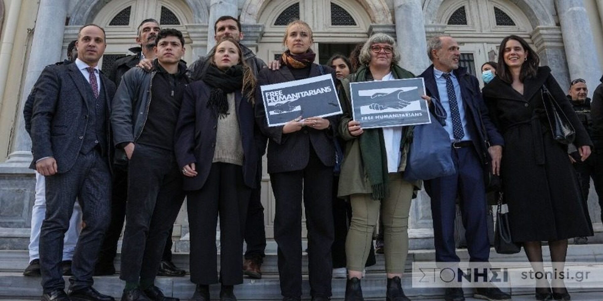 Η δίκη για τους 24 εθελοντές στη Λέσβο
