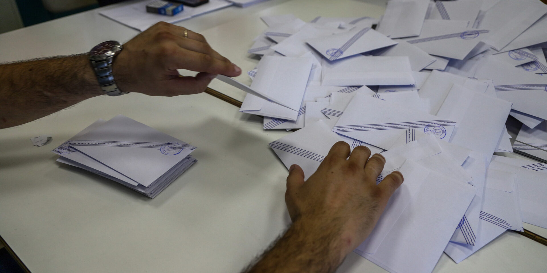 Λίγοι μήνες έμειναν για τις εκλογές