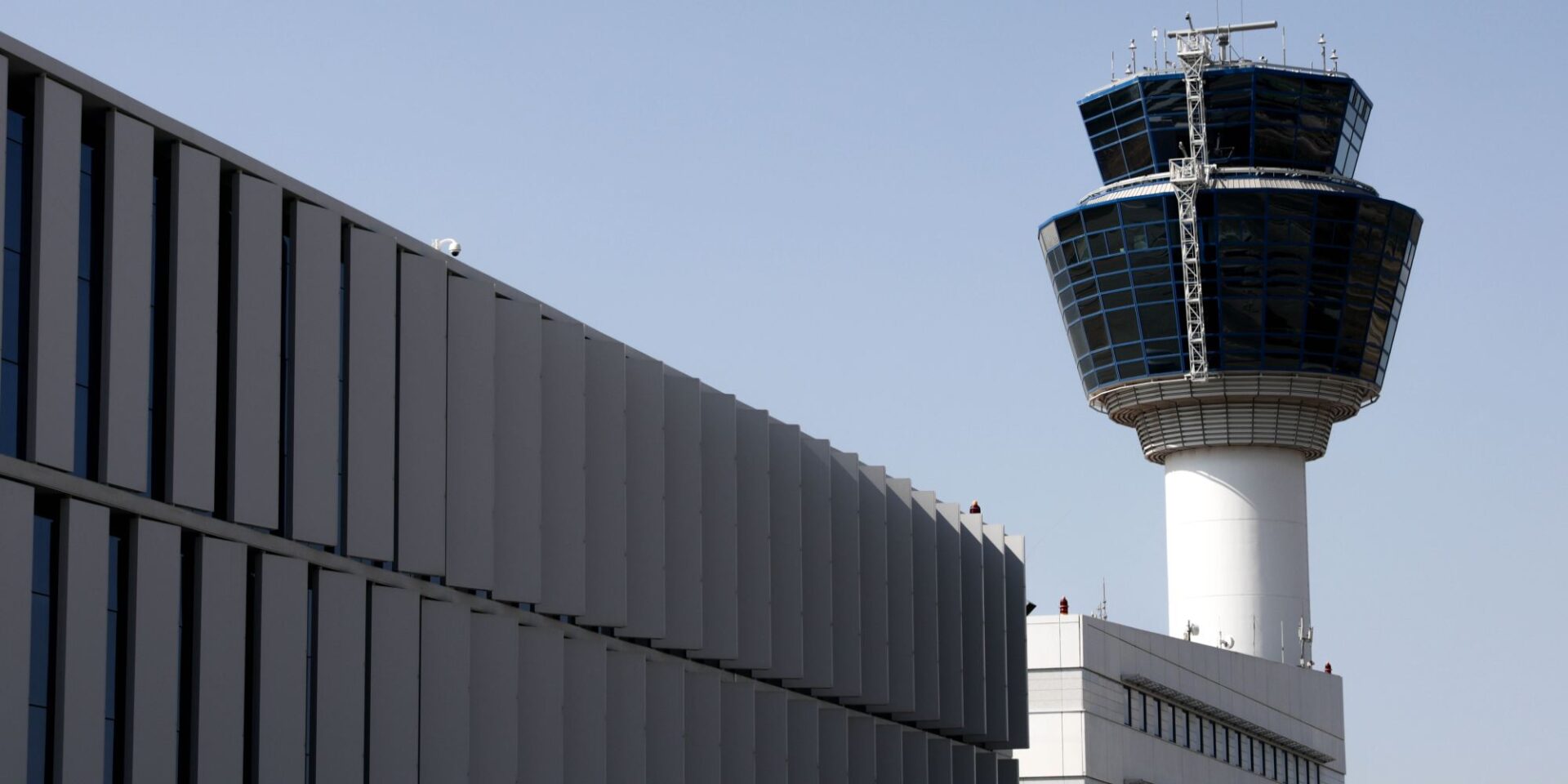 Πύργος ελέγχου στο αεροδρόμιο «Ελ.Βενιζέλος»