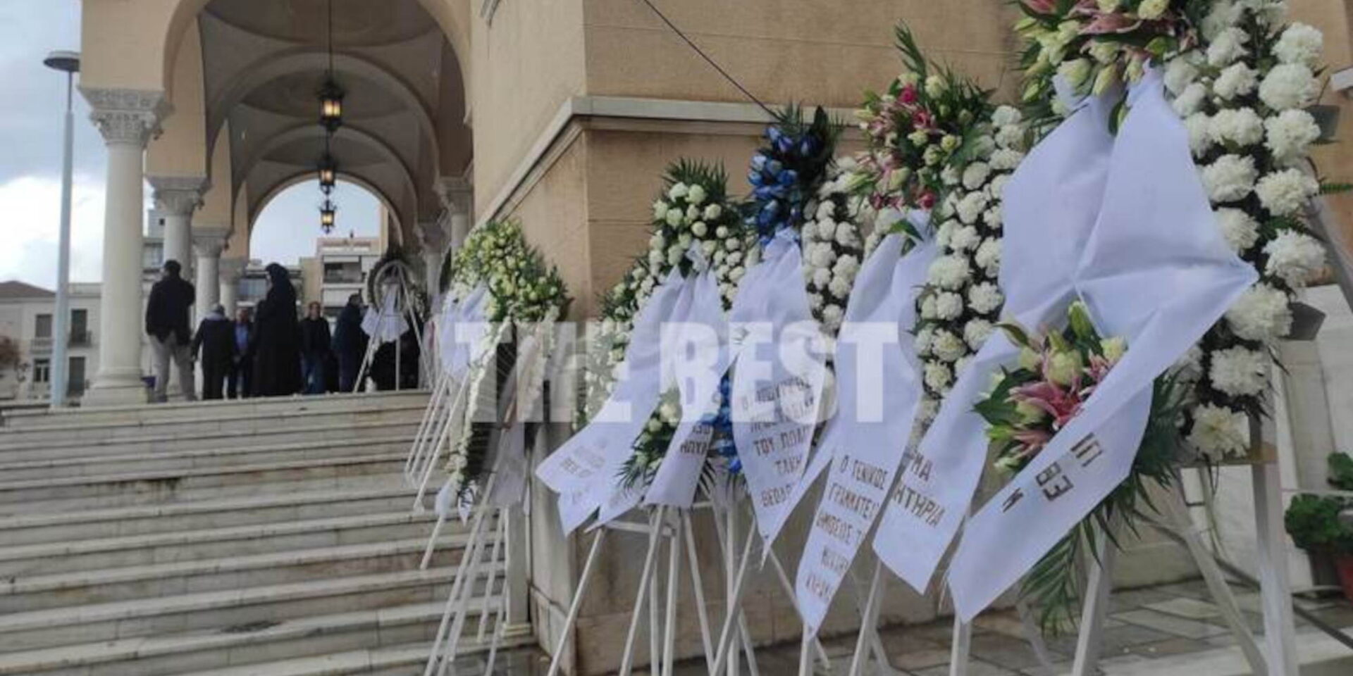 Σε κλίμα οδύνης η κηδεία του Παναγιώτη Τζένου