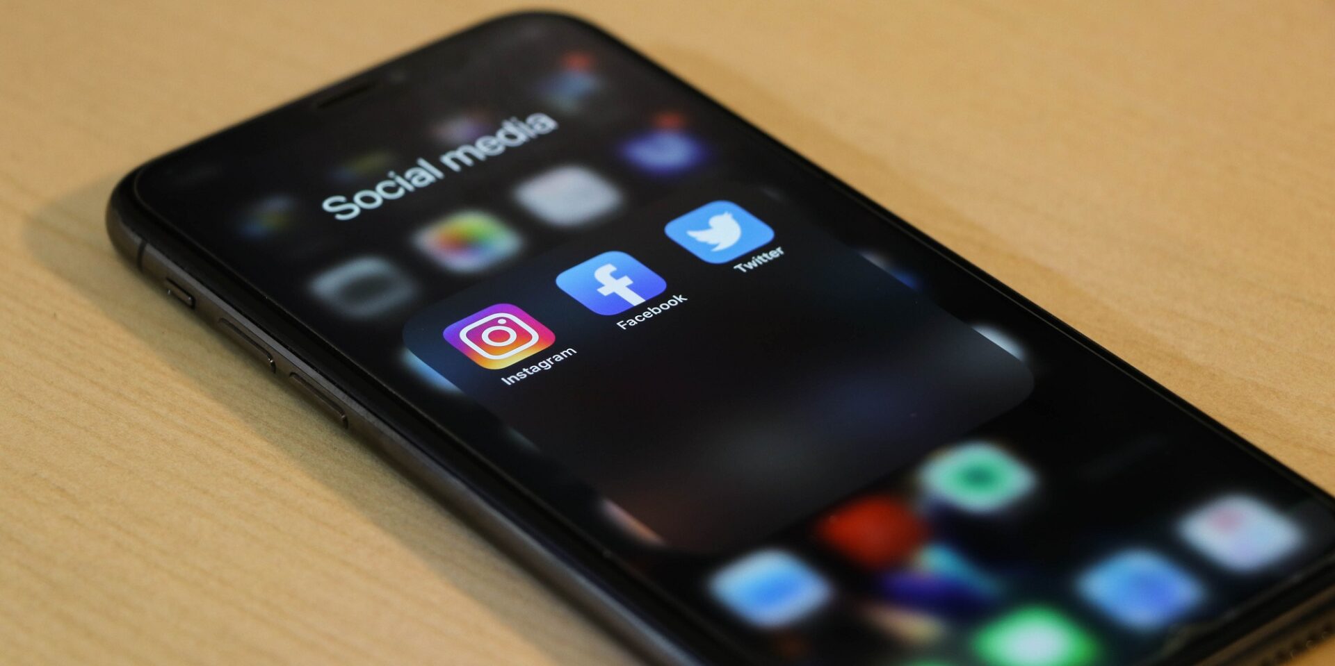 Αλλαγές από την Meta σε Facebook και Instagram