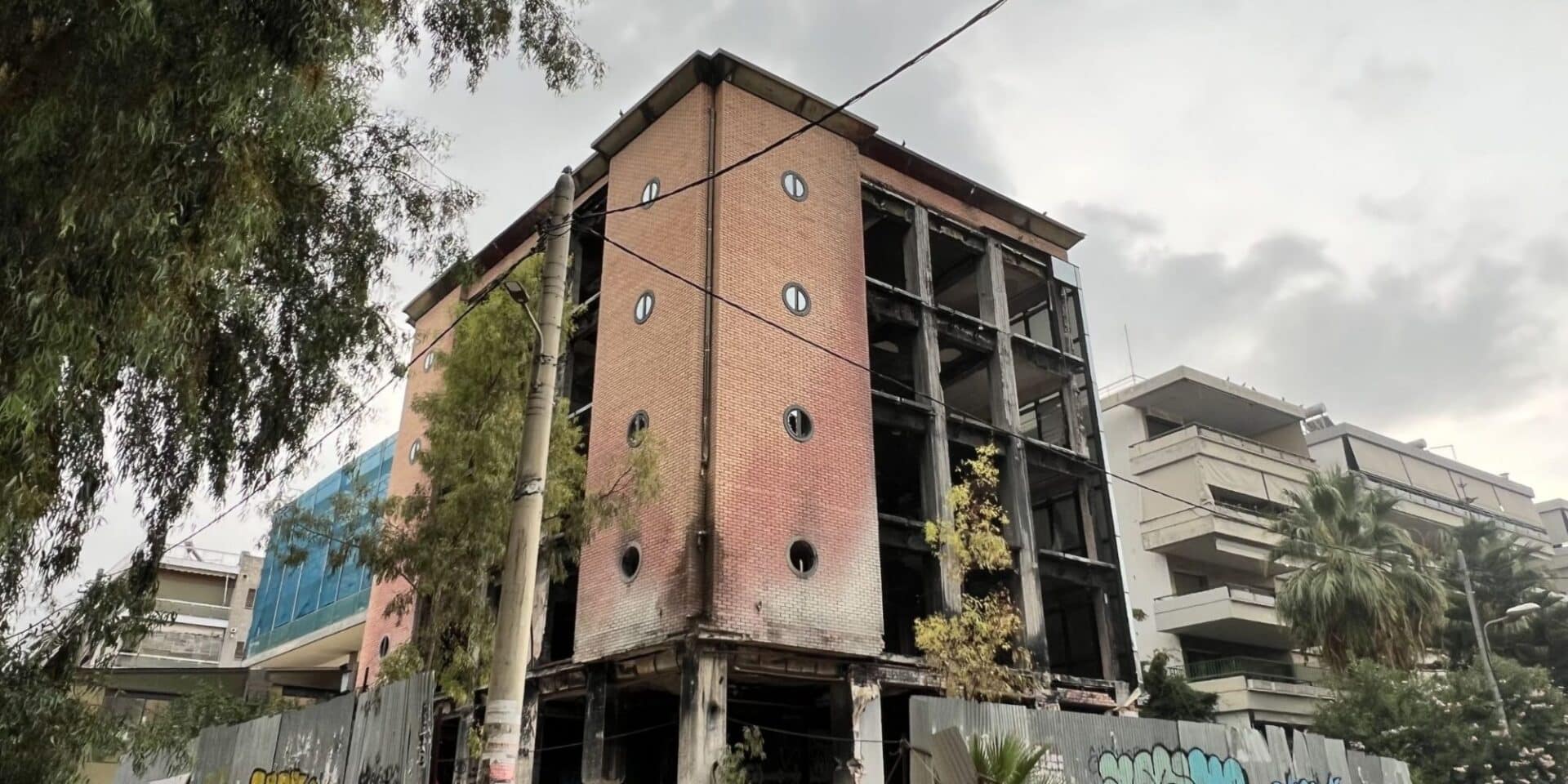 Το κτίριο που ήταν το Rich στη Γλυφάδα