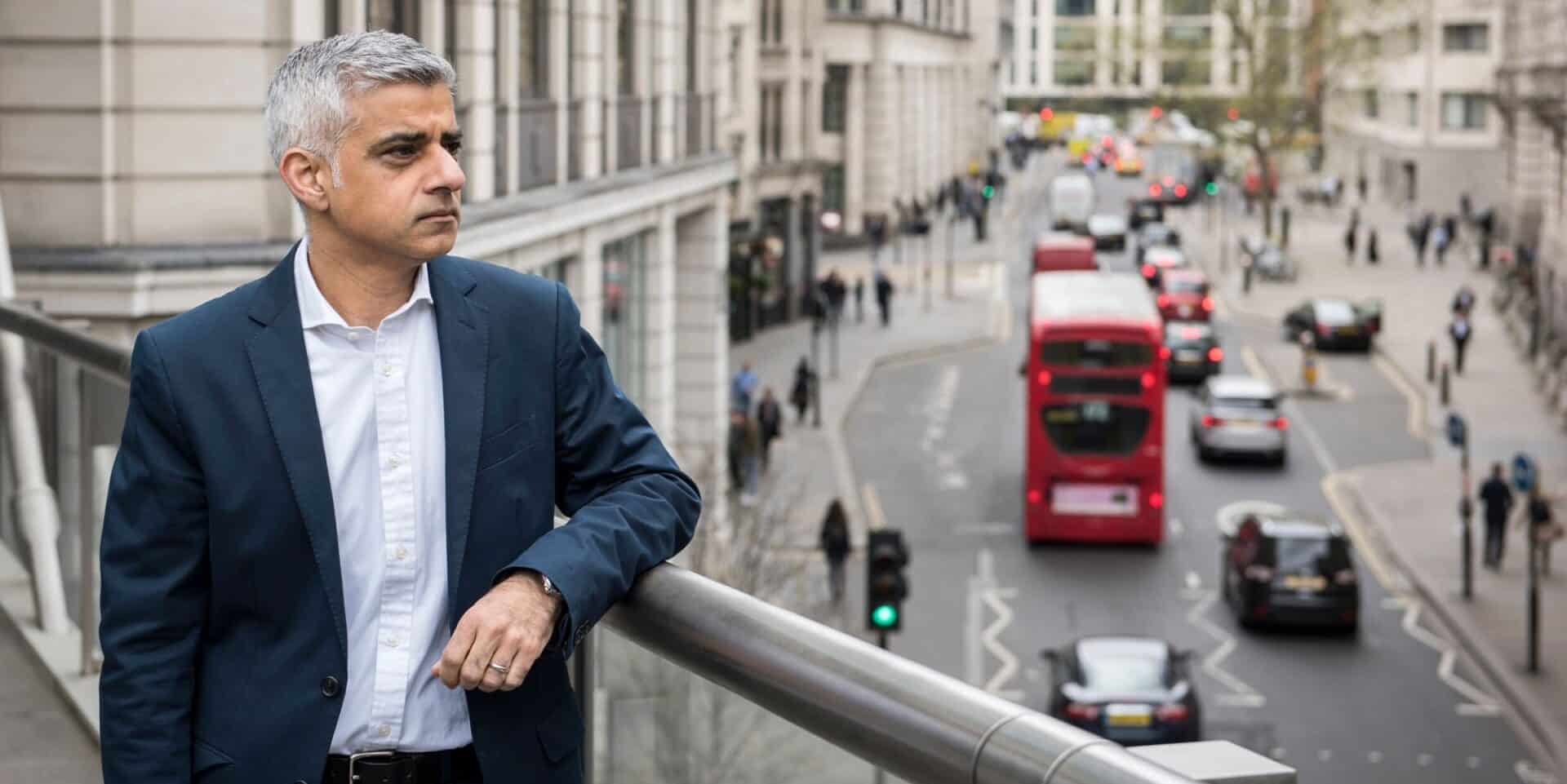 Ο δήμαρχος Λονδίνου Σαντίκ Καν
