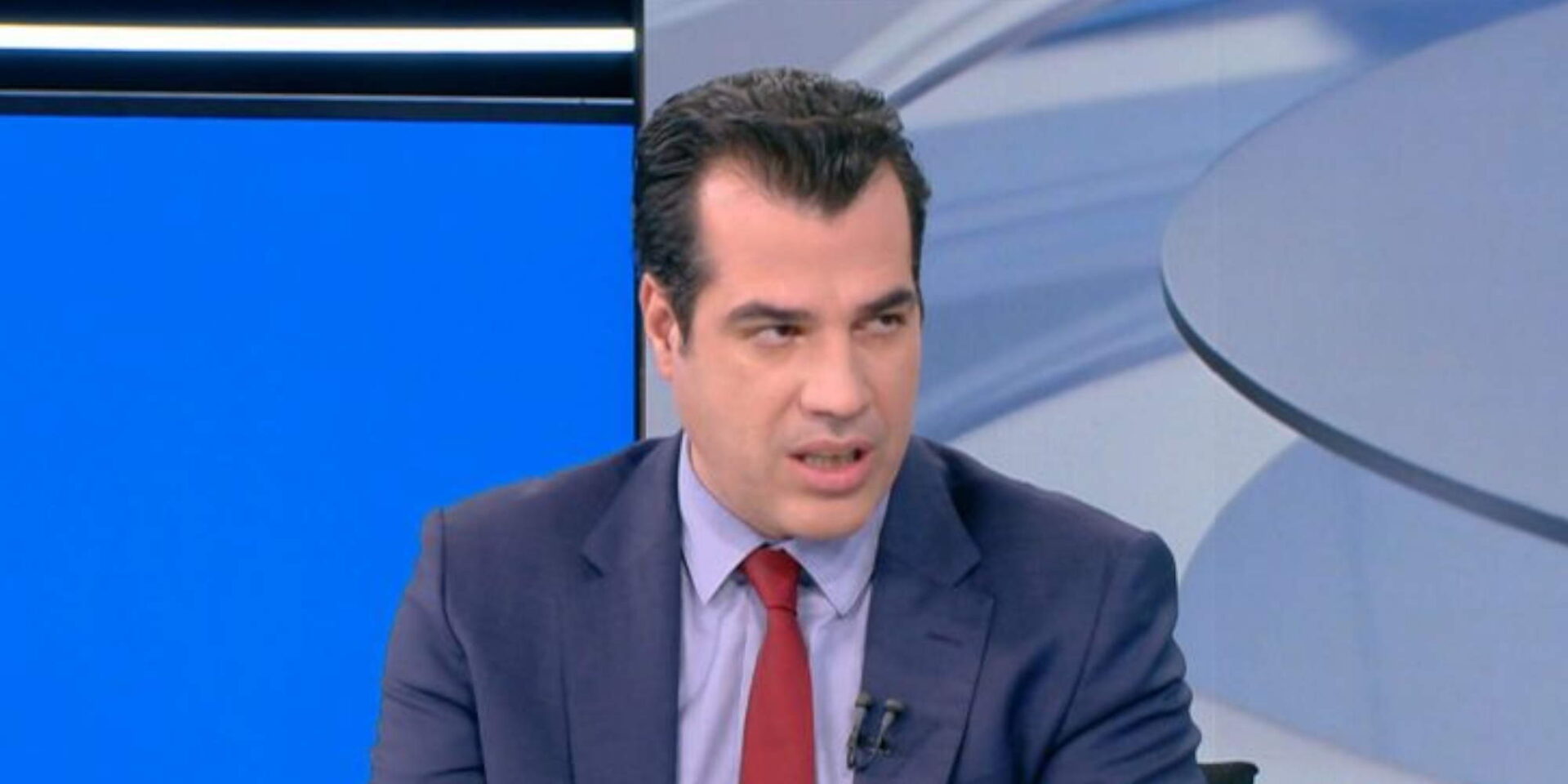 Ο υπουργός Υγείας, Θάνος Πλεύρης στον Alpha