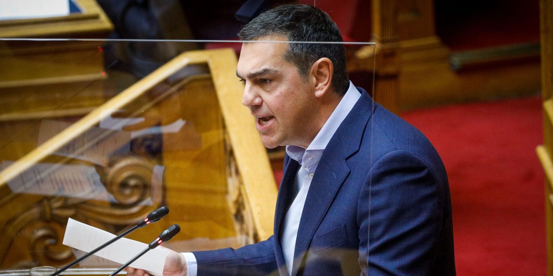O Αλέξης Τσίπρας στην Ολομέλεια της Βουλής