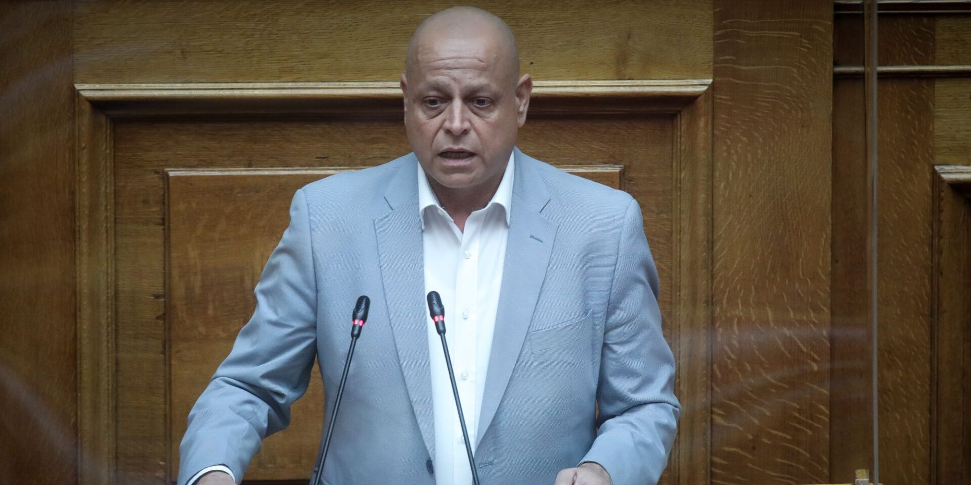 O Νεκτάριος Σαντορινιός