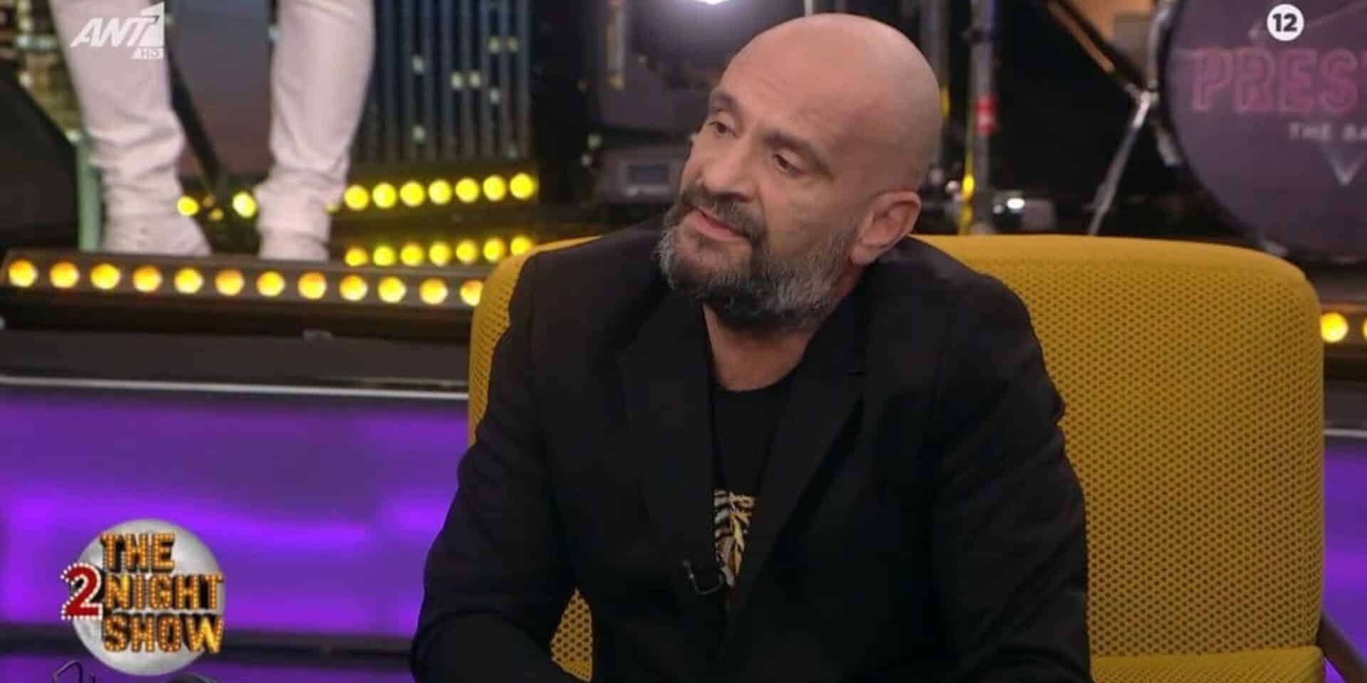 Ο Γρηγόρης Μπάκας στο «The 2night Show»