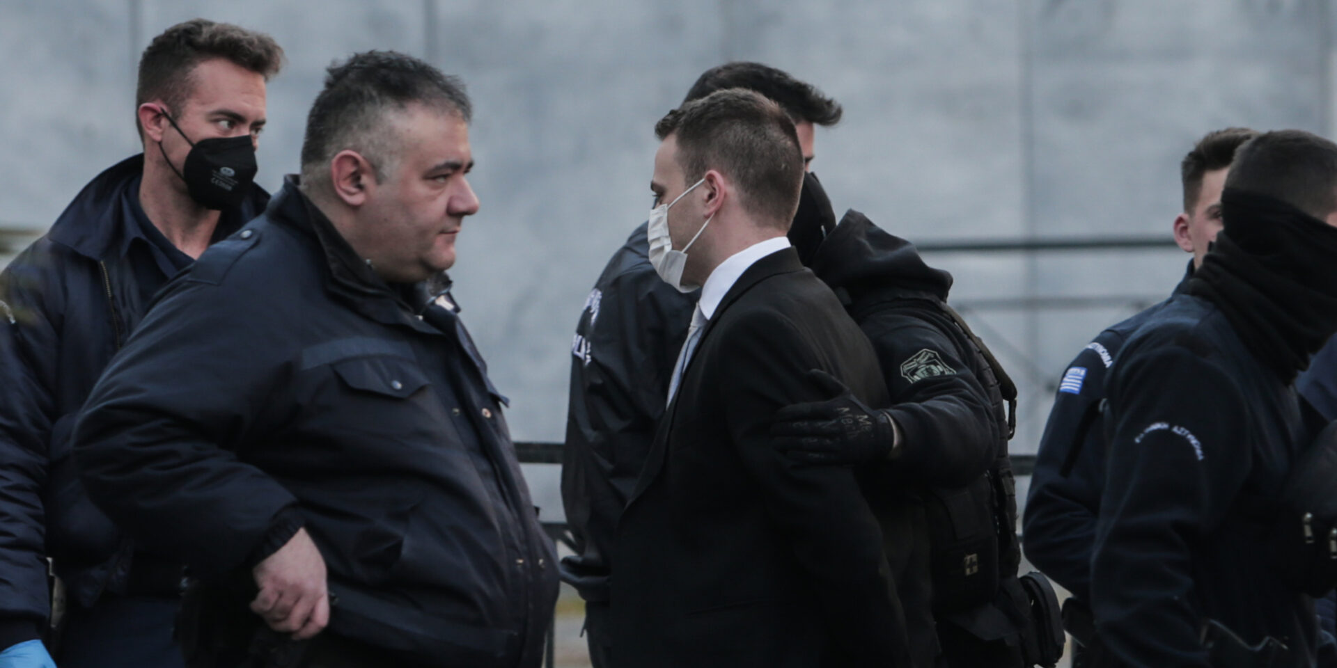Δίκη Μπάμπη Αναγνωστόπουλου σε δεύτερο βαθμό