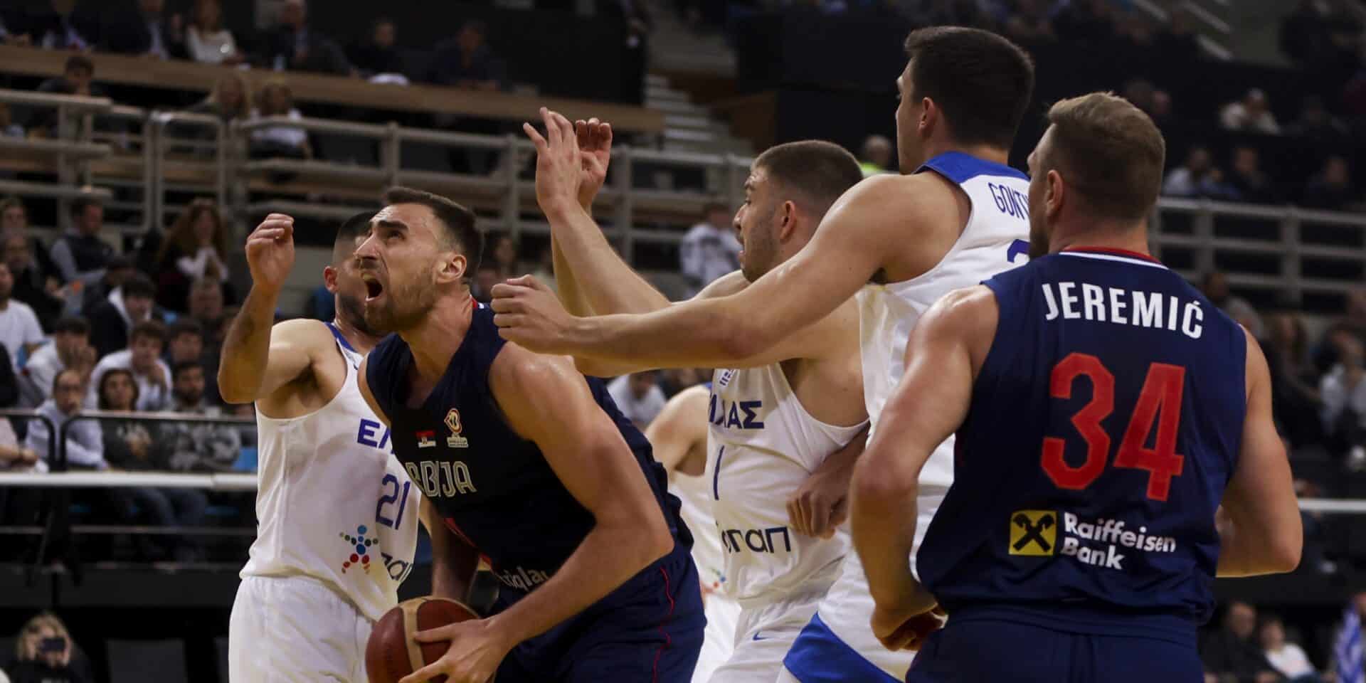 Φάση από το ματς Εθνικής Ελλάδας μπάσκετ με τη Σερβία