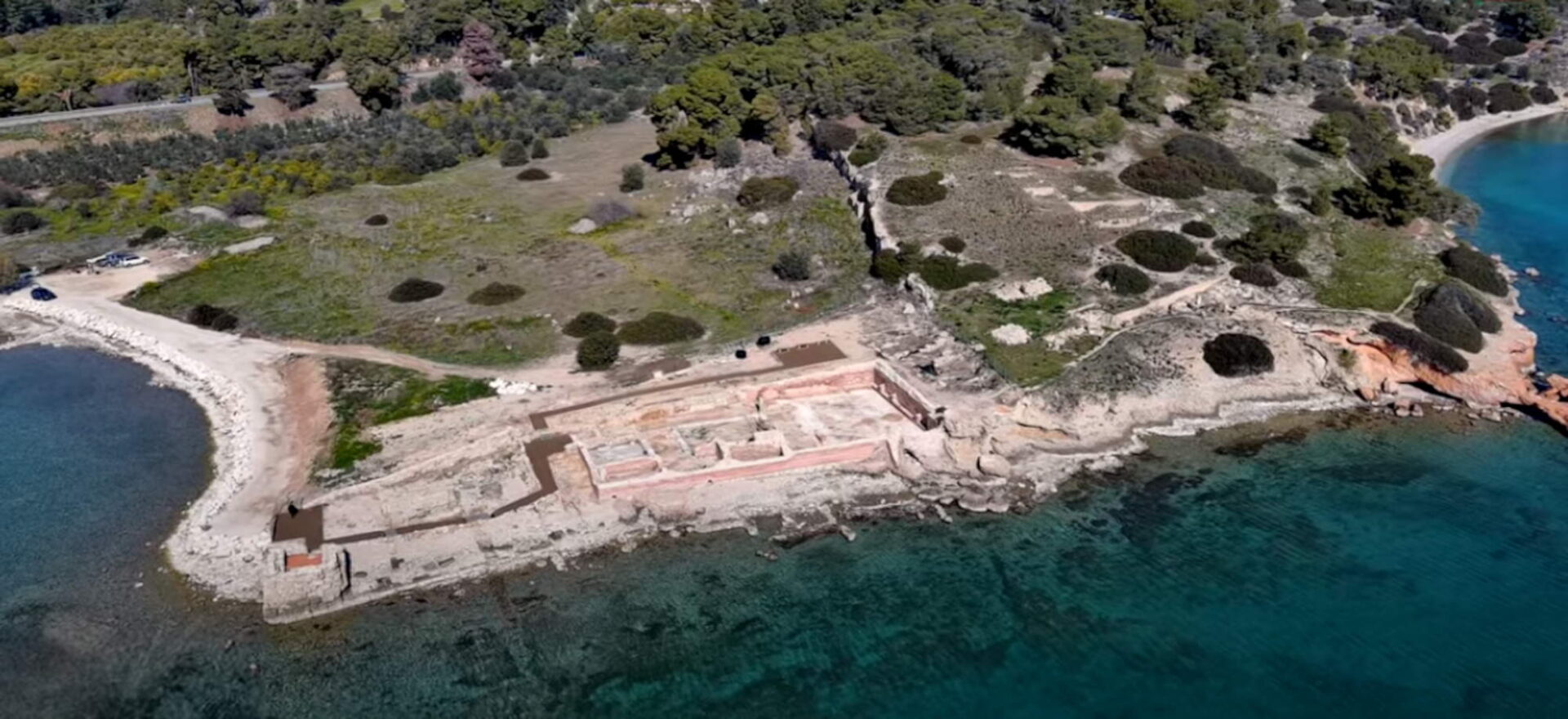 Η γαλάζια πολιτεία, το ρωμαϊκό νεκροταφείο στην Αρχαία Κόρινθο