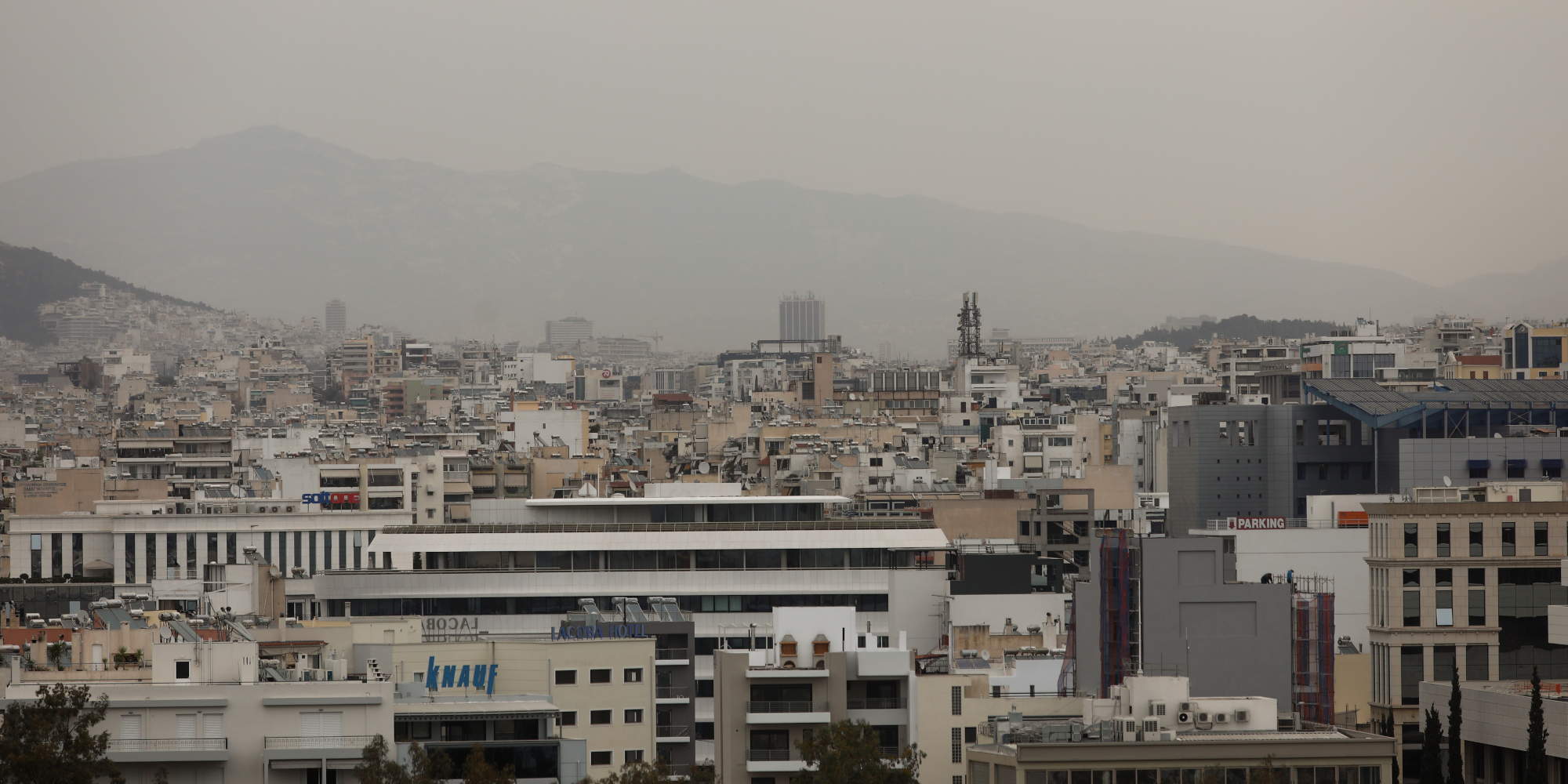 Αφρικανική σκόνη πάνω από την Αθήνα / Φωτογραφία: Eurokinissi