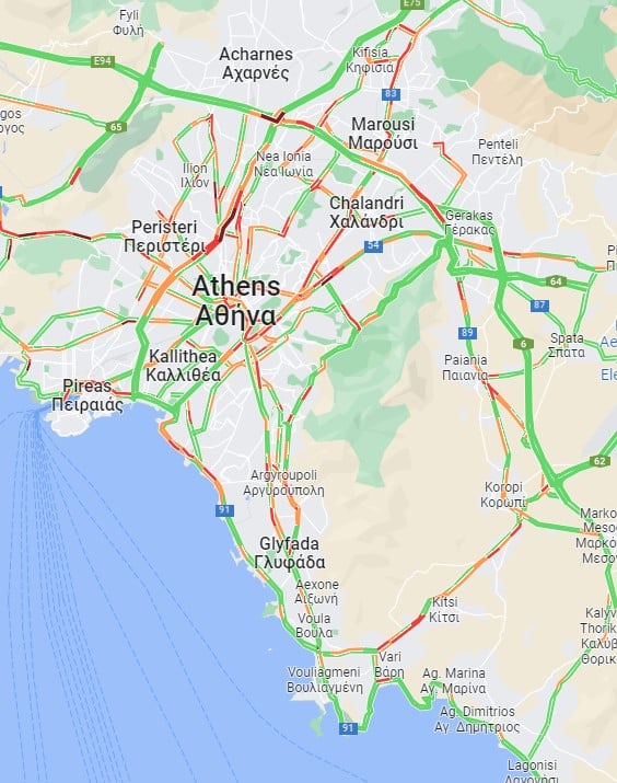 kinhsh 24 2 - Κίνηση τώρα: Καθυστερήσεις σε Κηφισό και λεωφόρο Αθηνών - Σε ισχύ από σήμερα τα μέτρα της Τροχαίας για το τριήμερο