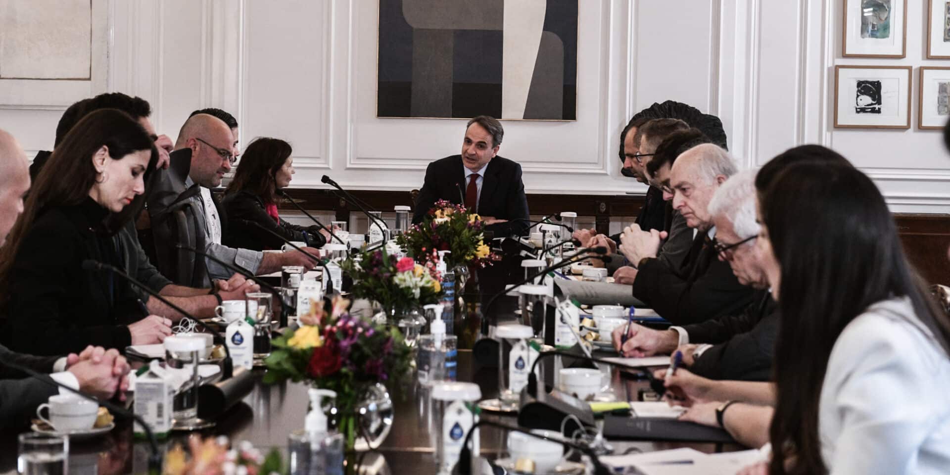 Συνάντηση του Κυριάκου Μητσοτάκη με εκπροσώπους των καλλιτεχνών