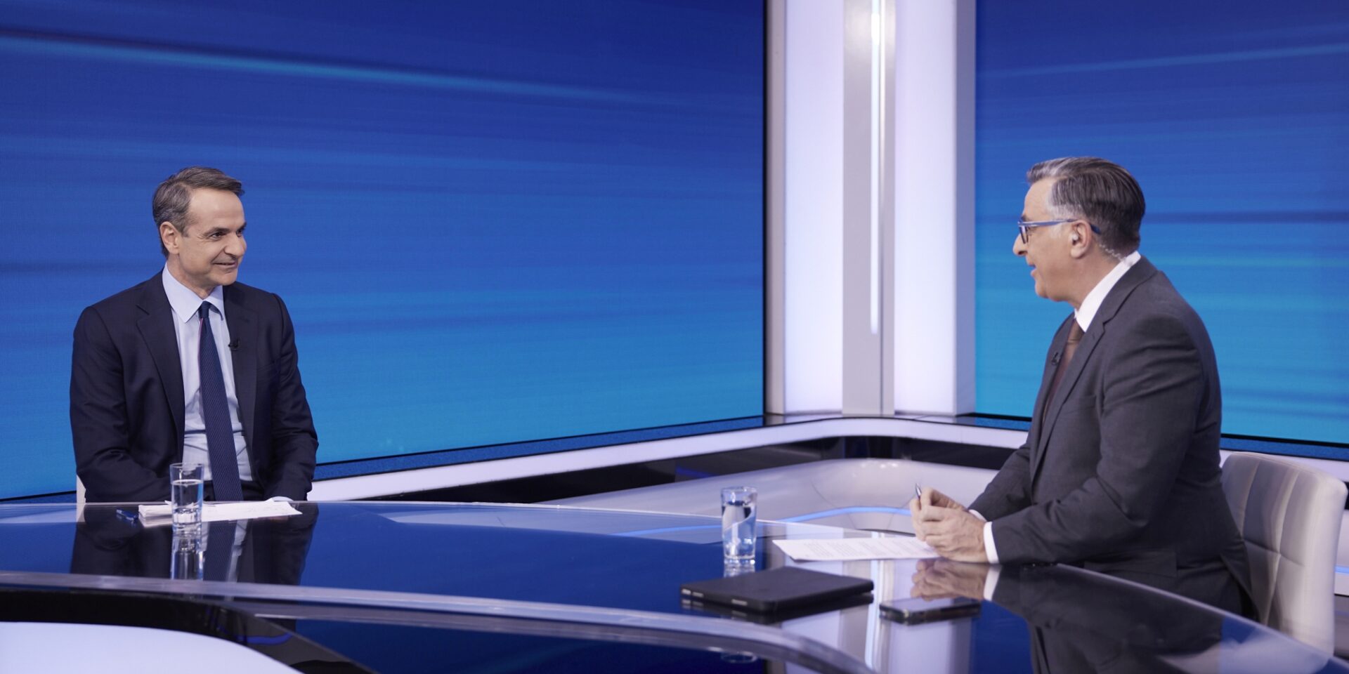 Ο πρωθυπουργός Κυριάκος Μητσοτάκης σε συνέντευξη στην ΕΡΤ