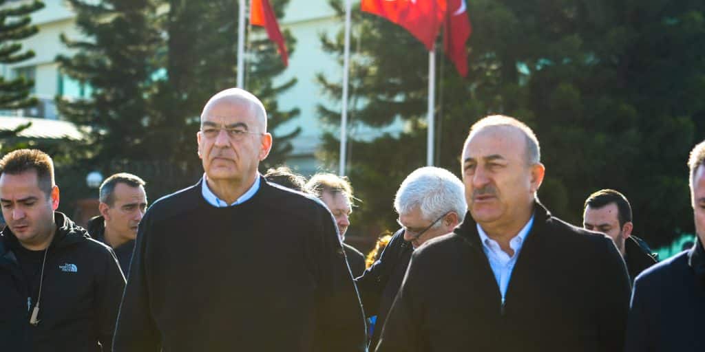 Μεβλούτ Τσαβούσογλου και Νίκος Δένδιας αναθερμαίνουν τα ελληνοτουρκικά