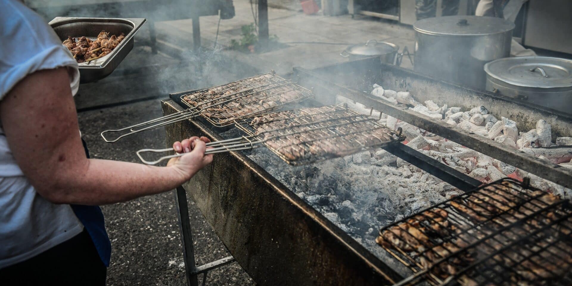 Τσικνονέφος δημιούργησε το ψήσιμο στην Αθήνα