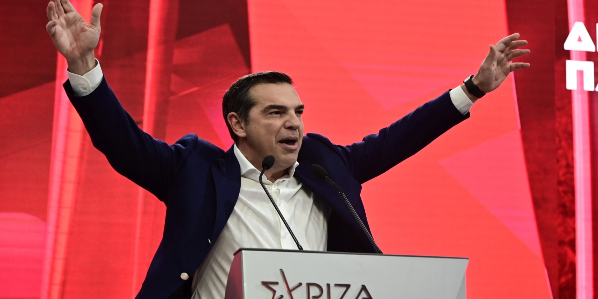 O πρόεδρος του ΣΥΡΙΖΑ Αλέξης Τσίπρας σε ομιλία στο Περιστέρι