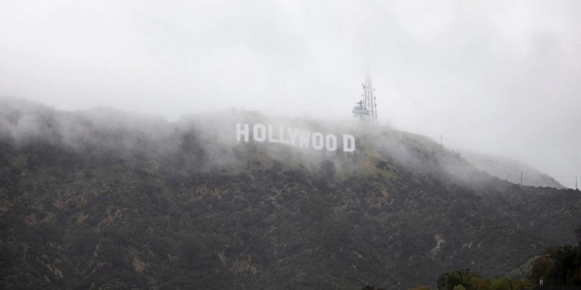 Καλύφθηκε η πινακίδα του Hollywood στην Καλιφόρνια