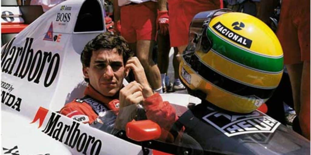 Ο Άιρτον Σένα μέσα σε μονοθέσιο της Formula 1 