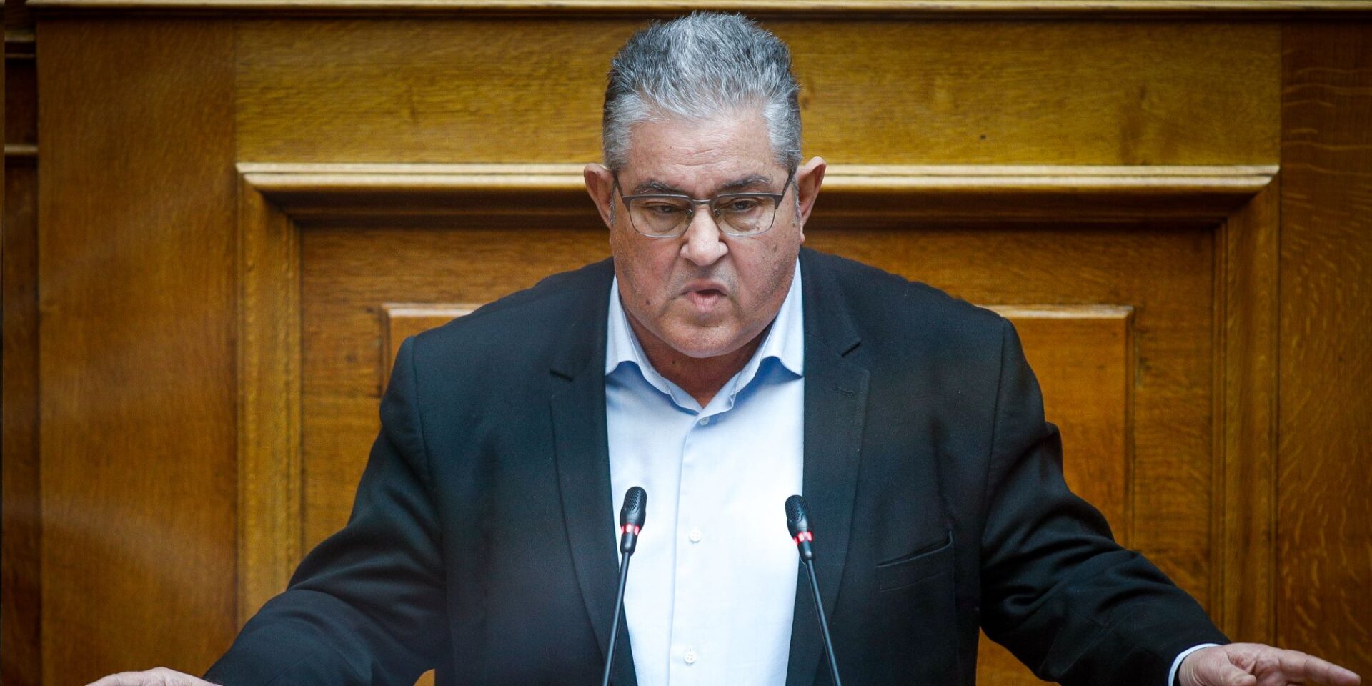 Ο Δημήτρης Κουτσούμπας στην Ολομέλεια της Βουλής