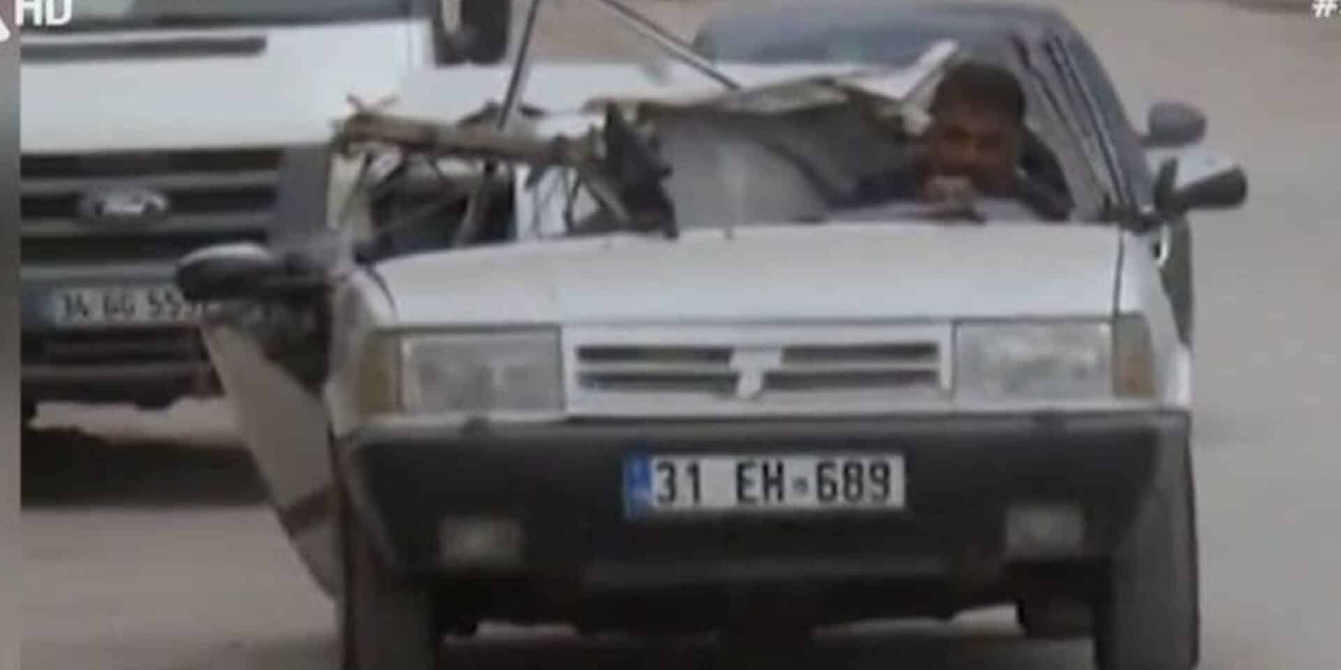 Εικόνα από το κατεστραμμένο αυτοκίνητο