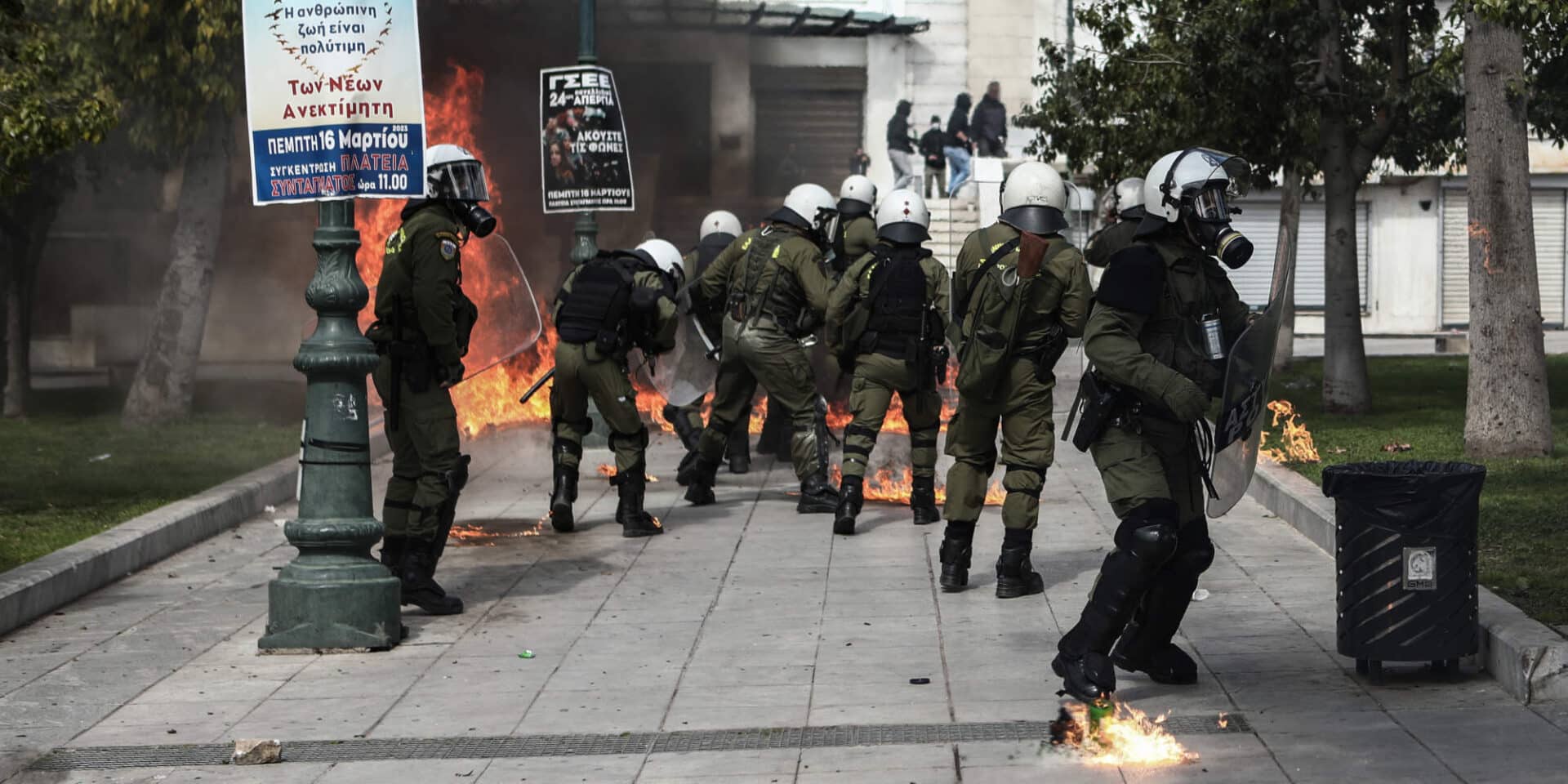 Αστυνομικοί στη διαδήλωση της Πέμπτης 16/03
