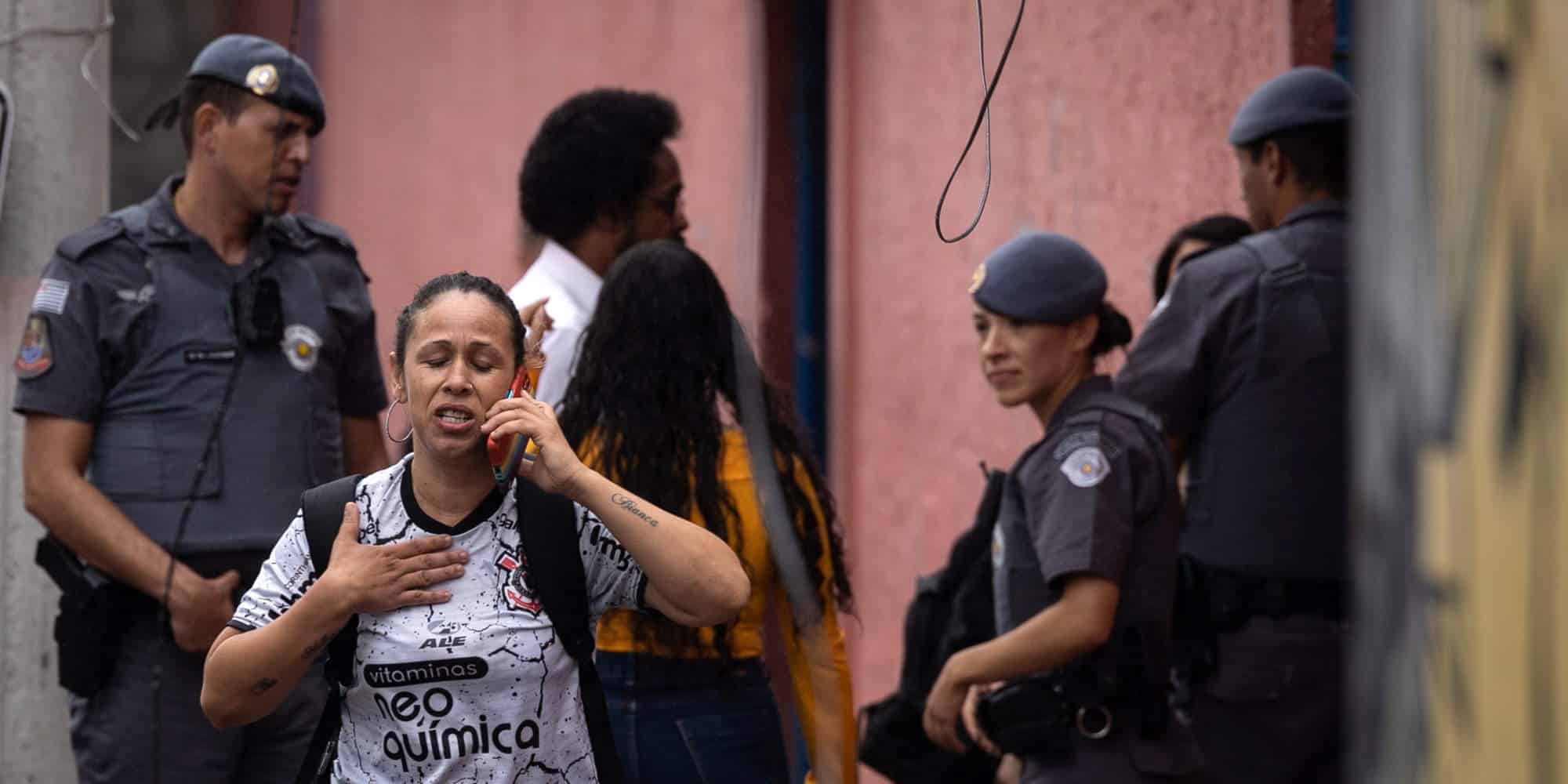 Ισχυρές αστυνομικές δυνάμεις σε σχολείο στη Βραζιλία, μετά την αιματηρή επίθεση με μαχαίρι / Φωτογραφία: ΑΠΕ