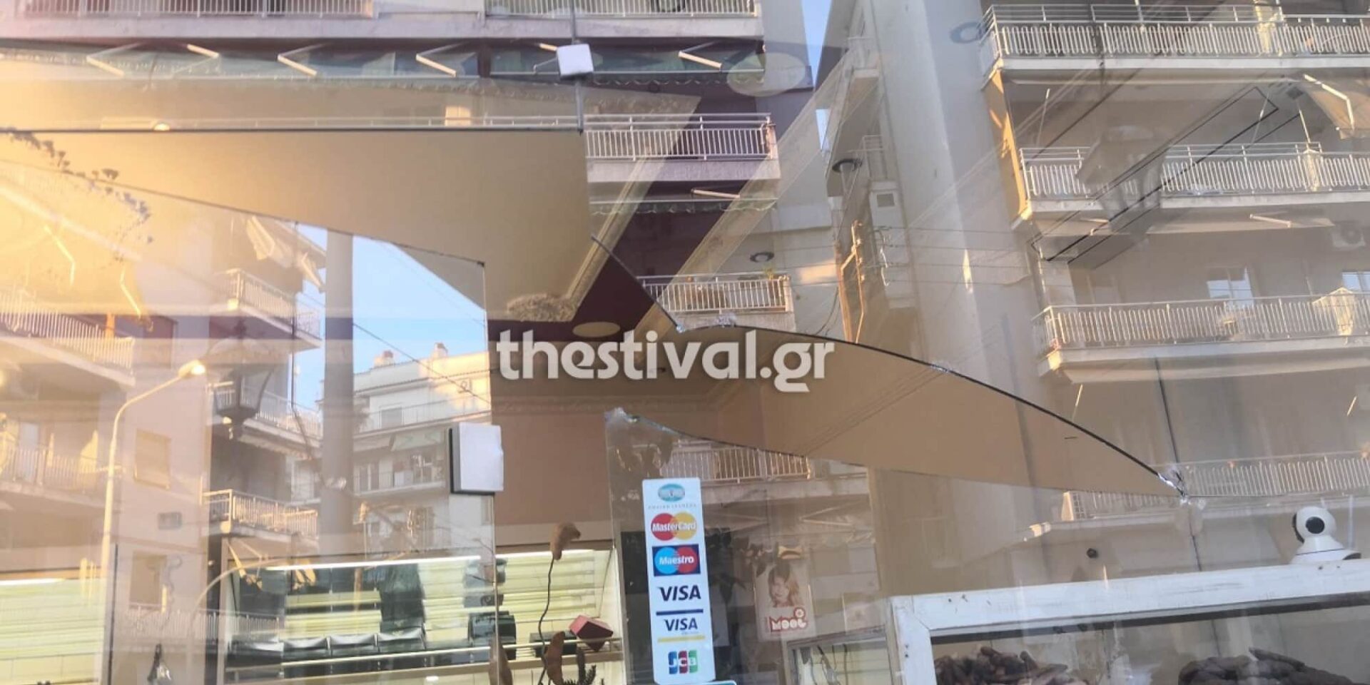 Διέρρηξαν τον φούρνο που φτιάχνει λαγάνα με ντολμαδάκια στη Θεσσαλονίκη