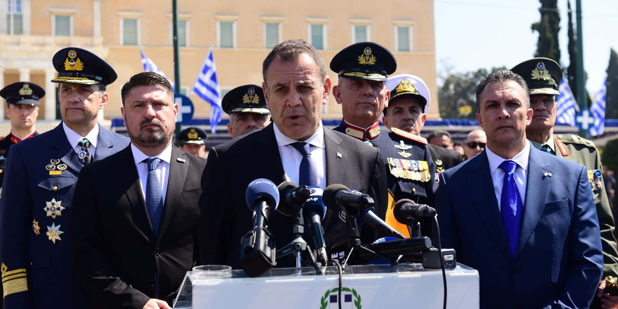 Ο υπουργός Εθνικής Άμυνας, Νίκος Παναγιωτόπουλος στην παρέλαση για την 25η Μαρτίου
