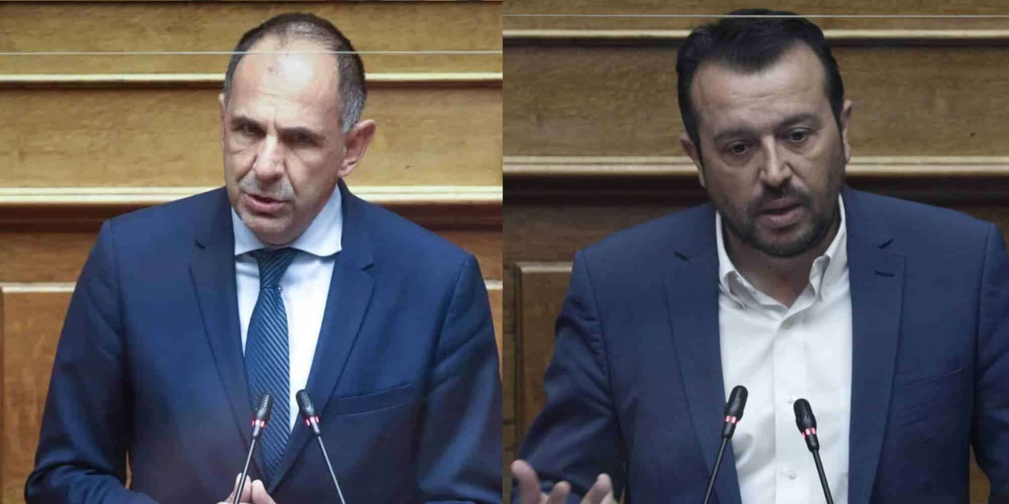 Ο υπουργός Επικρατείας, Γιώργος Γεραπετρίτης (δεξιά) και ο βουλευτής ΣΥΡΙΖΑ, Νίκος Παππάς (αριστερά), στο Βήμα της Βουλής / Φωτογραφία κολάζ / Eurokinissi