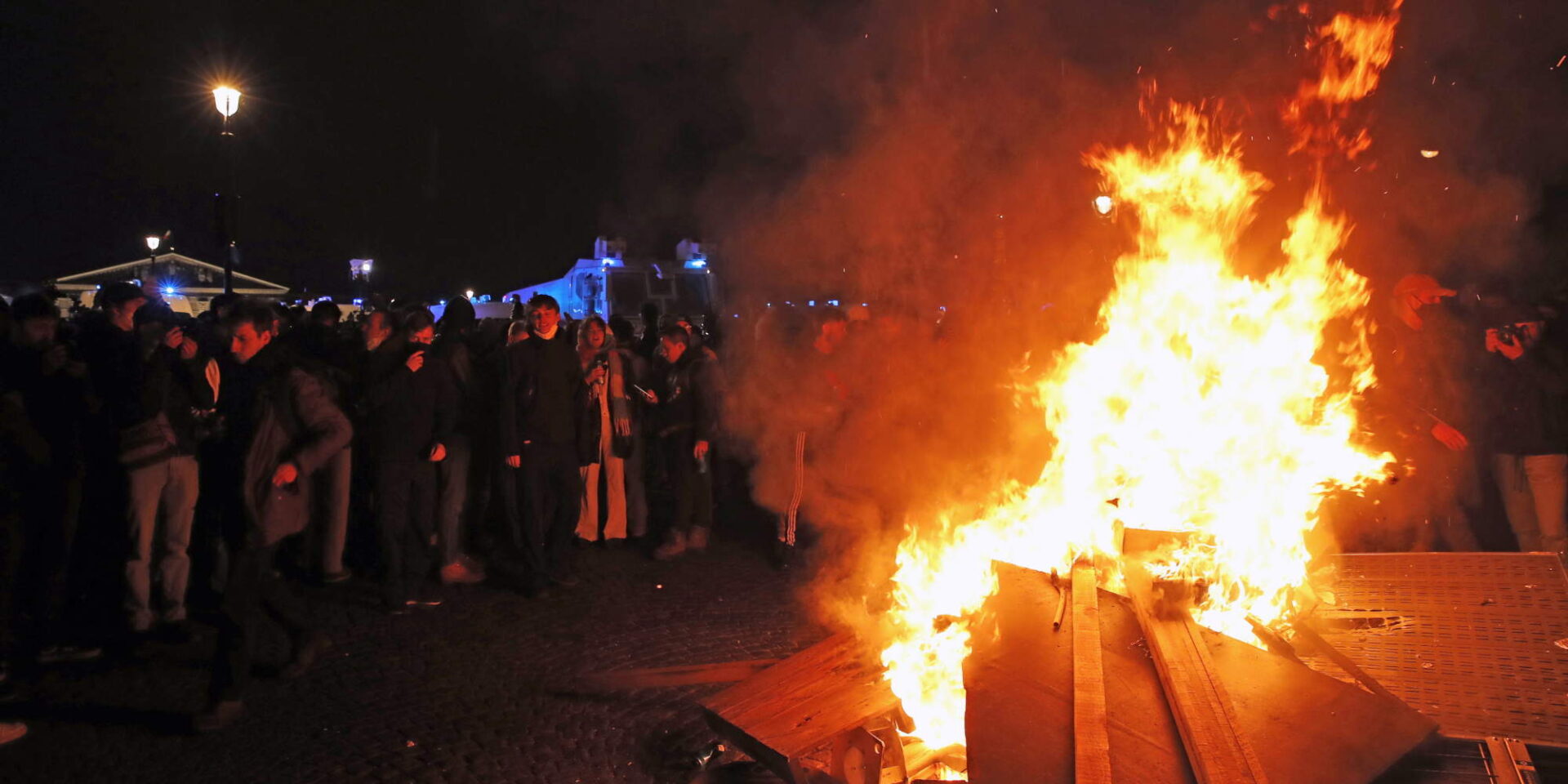 Επεισόδια στο Παρίσι, στη Γαλλία το βράδυ της Παρασκευής