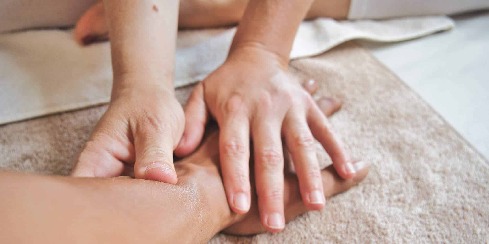 pieseis akra massage - Το ταϊλανδέζικο μασάζ δεν έχει καμιά σχέση με όσα γνωρίζεις - Μια ανατολίτικη θεραπεία χιλιετιών, βασισμένη στη συσσωρευμένη γνώση βουδιστών μοναχών
