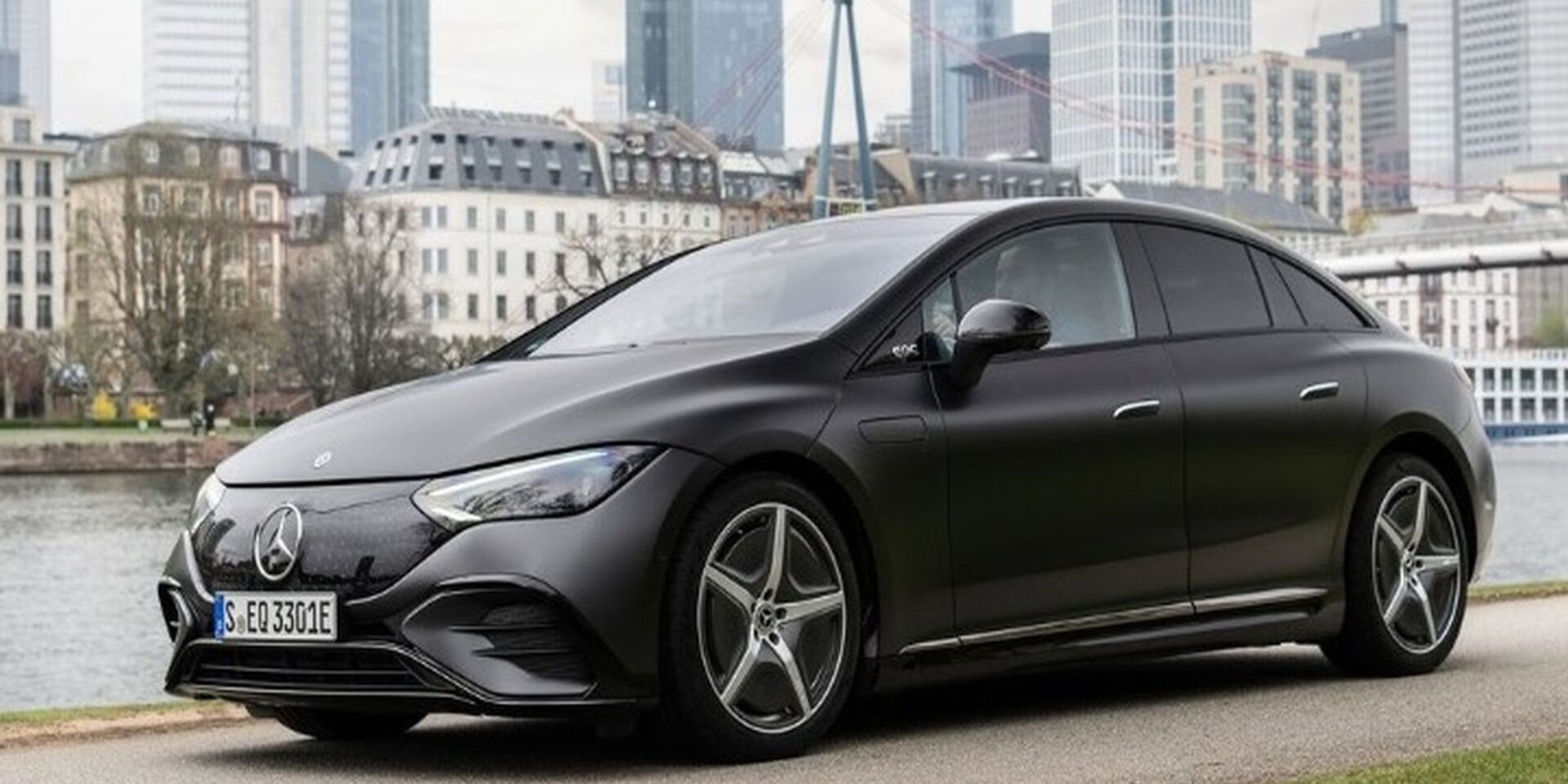 Η Mercedes-Benz EQE SUV