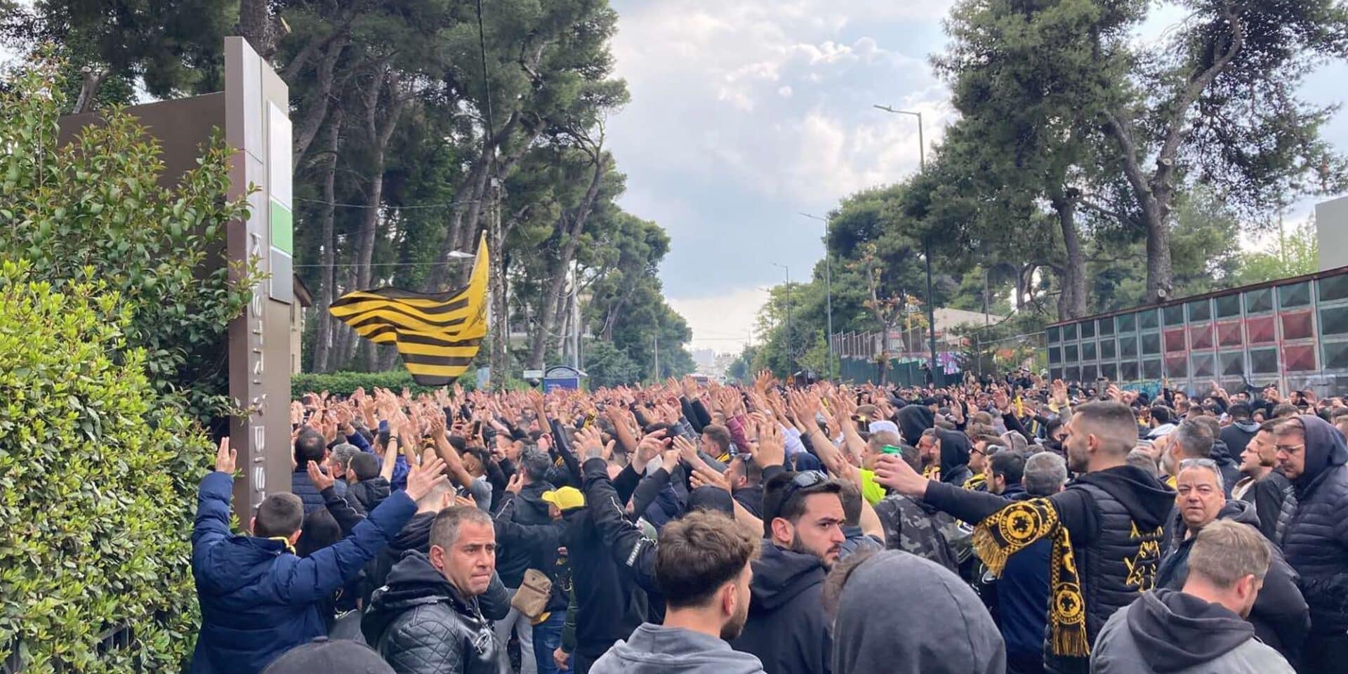 Οι οπαδοί της ΑΕΚ πριν το ντέρμπι με τον Παναθηναϊκό