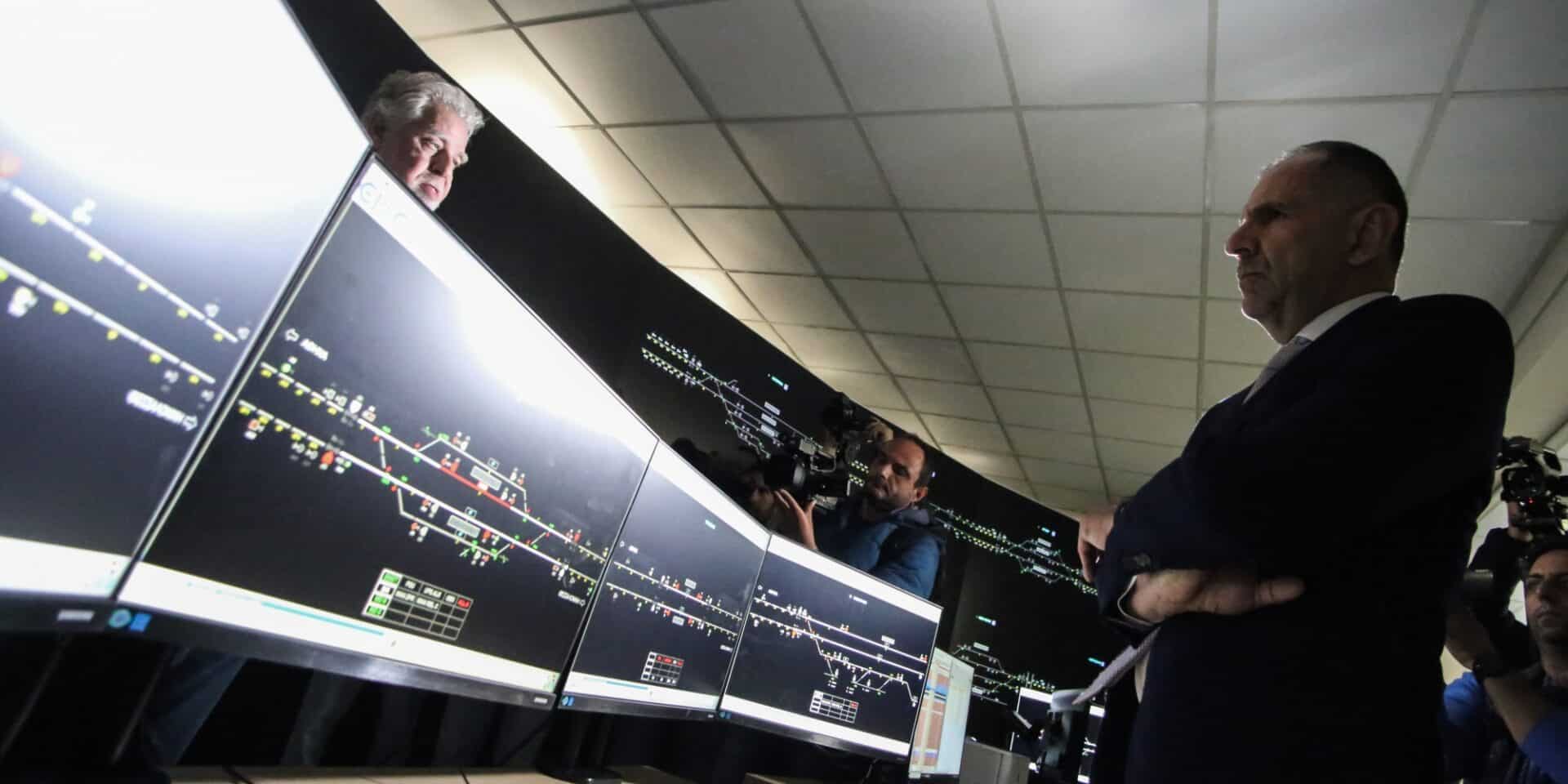 Επίσκεψη του Γιώργου Γεραπετρίτη στις εγκαταστάσεις του Σταθμού ΟΣΕ στη Λάρισα