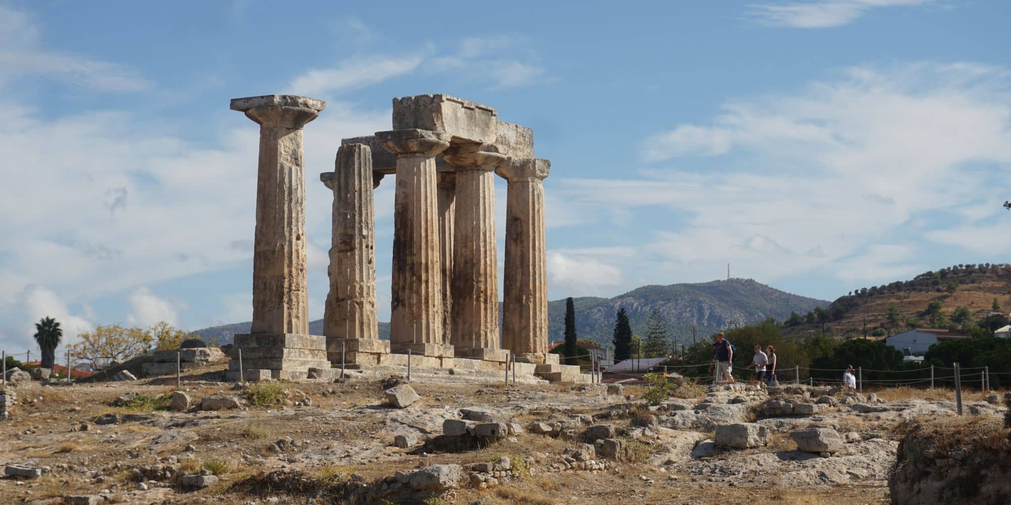 Ο Ναός του Απόλλωνα στην Κόρινθο