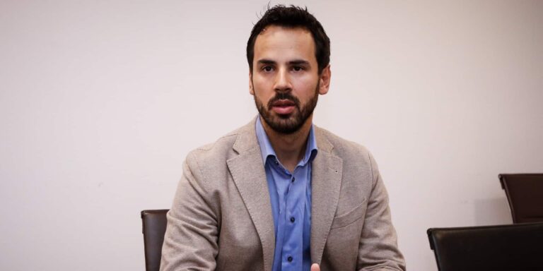 Ρωμανός: «Ο ΣΥΡΙΖΑ αποδεικνύει το θράσος και την ανεπάρκειά του»