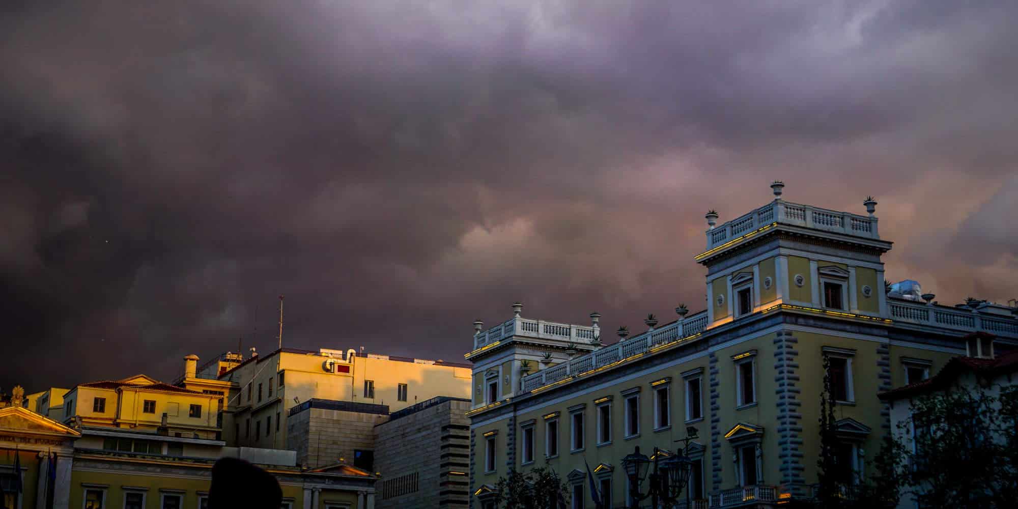 Πυκνά σύννεφα πάνω από την Αθήνα / Φωτογραφία: Eurokinissi