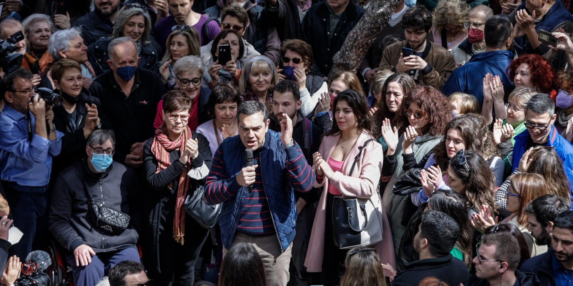 Ο πρόεδρος του ΣΥΡΙΖΑ, Αλέξης Τσίπρας, στη Νέα Σμύρνη