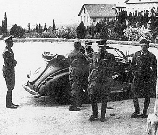 Ο Γεώργιος Τσολάκογλου με τα γερμανικά στρατεύματα