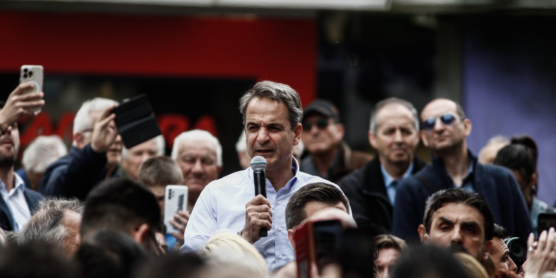 Ο Κυριάκος Μητσοτάκης στα Τρίκαλα