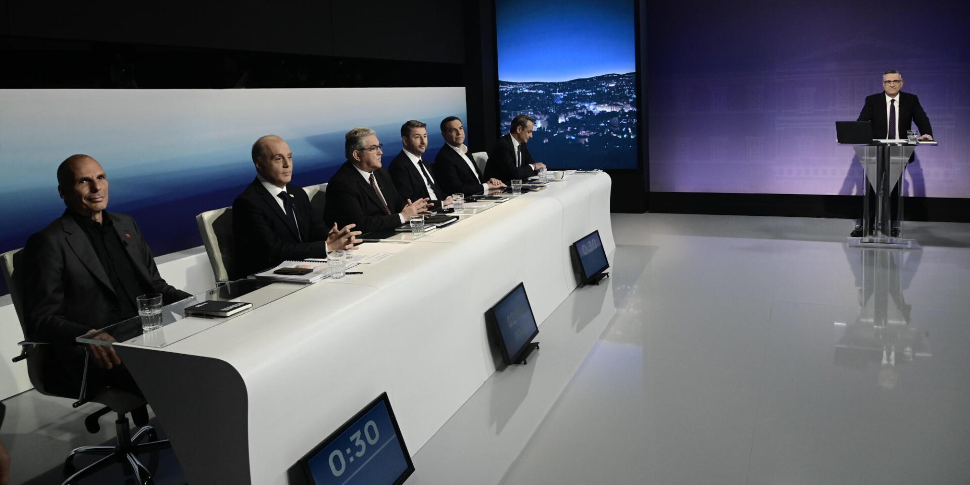 Οι πολιτικοί αρχηγοί στο ντιμπέιτ