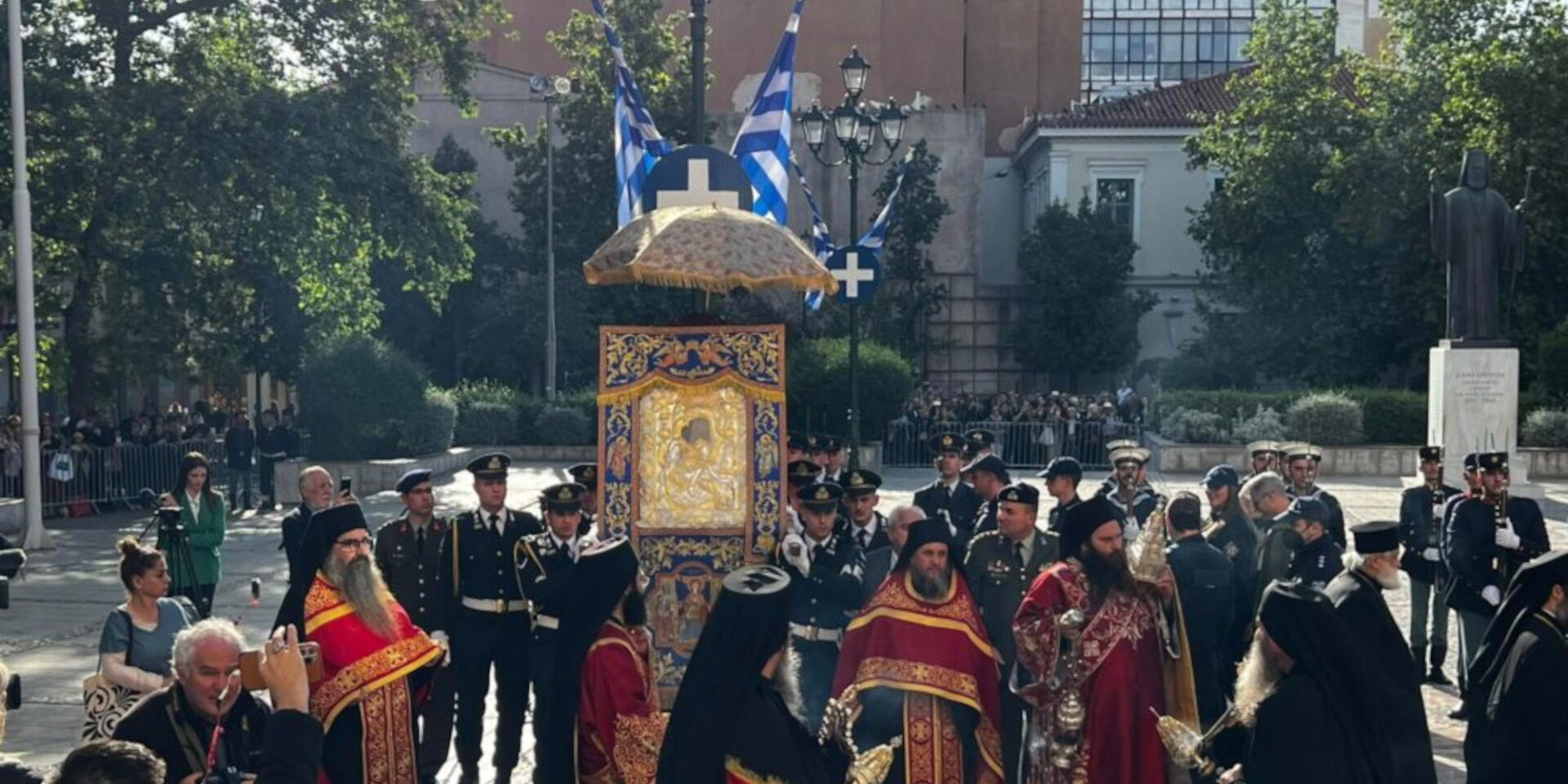 Η Αθήνα υποδέχθηκε το Άξιον Εστί