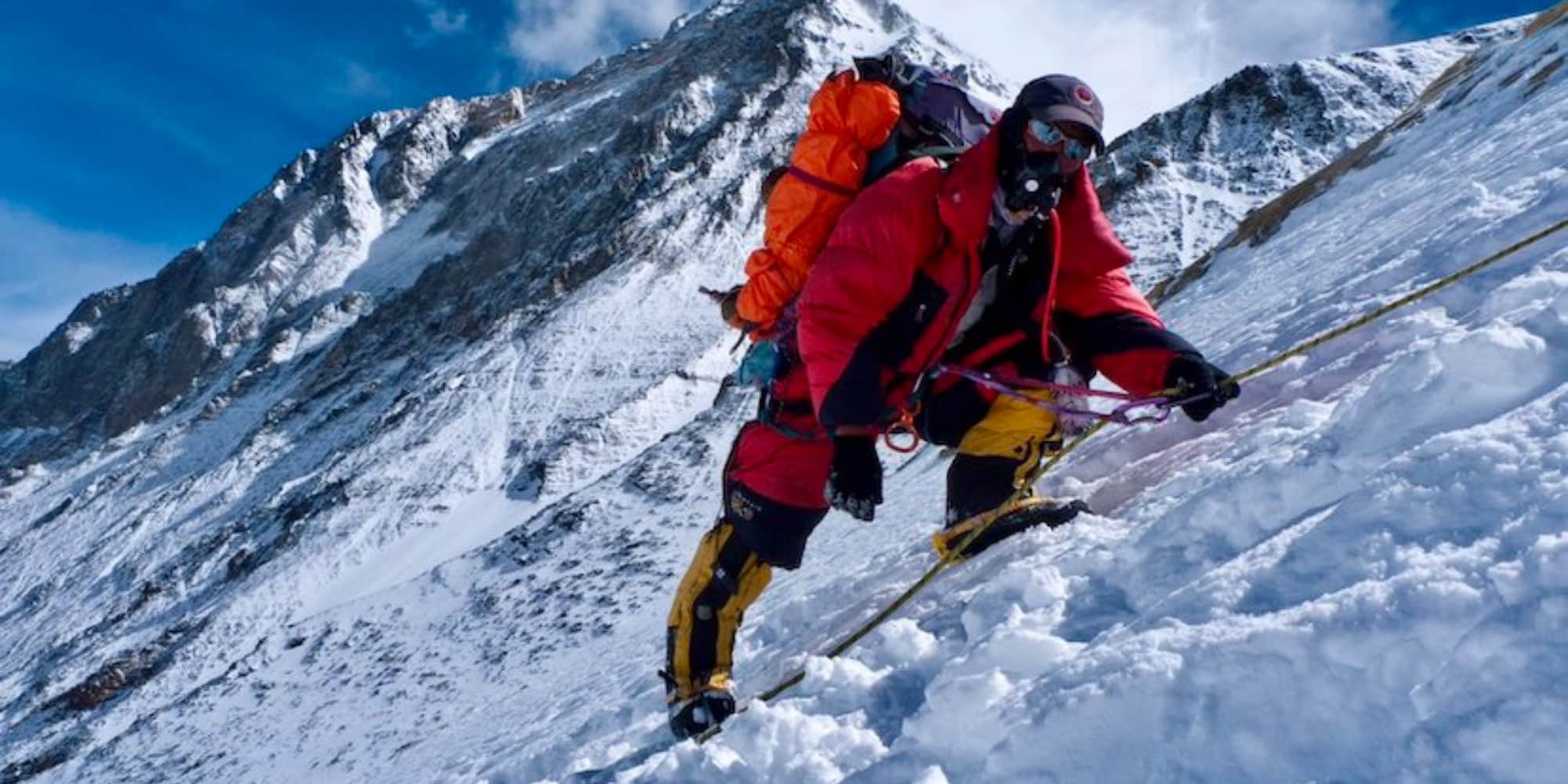 Ο ορειβάτης που έκανε νέο ρεκόρ ανεβαίνοντας στο Έβερεστ