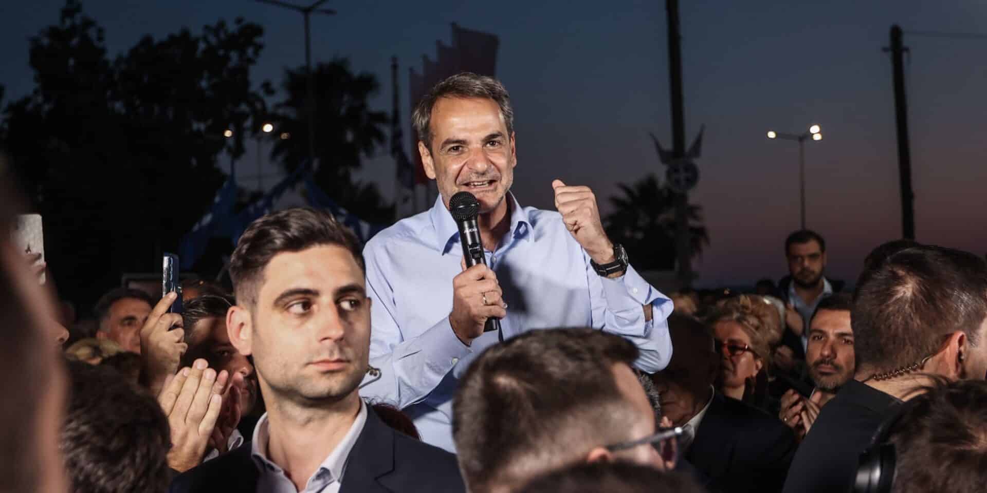 Ο πρωθυπουργός Κυριάκος Μητσοτάκης στην Ελευσίνα