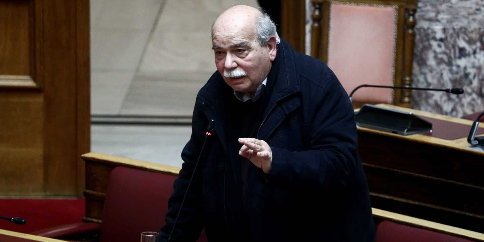 Ο Νίκος Βούτσης στη Βουλή