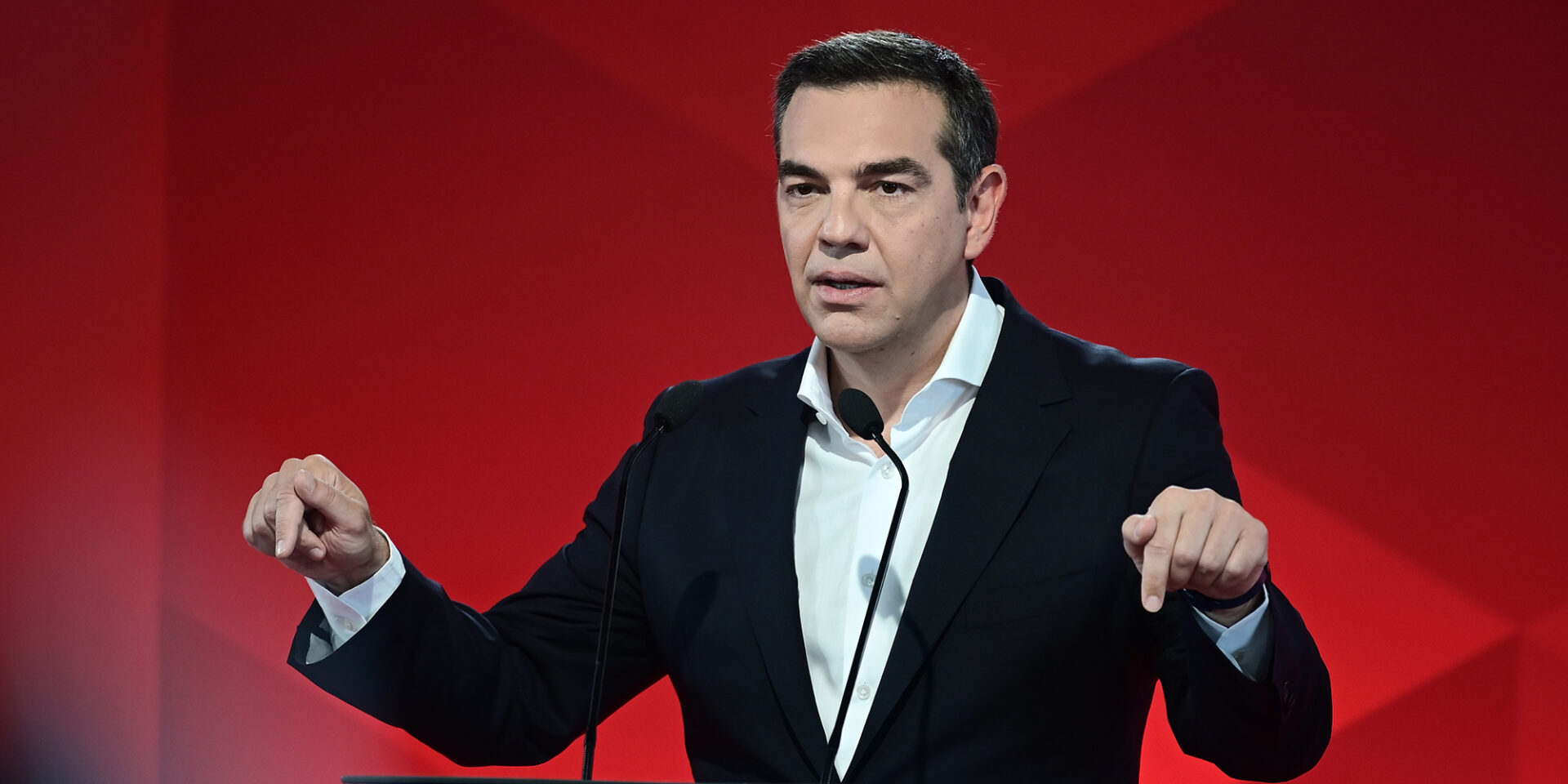 Ο Αλέξης Τσίπρας στη διακαναλική συνέντευξη